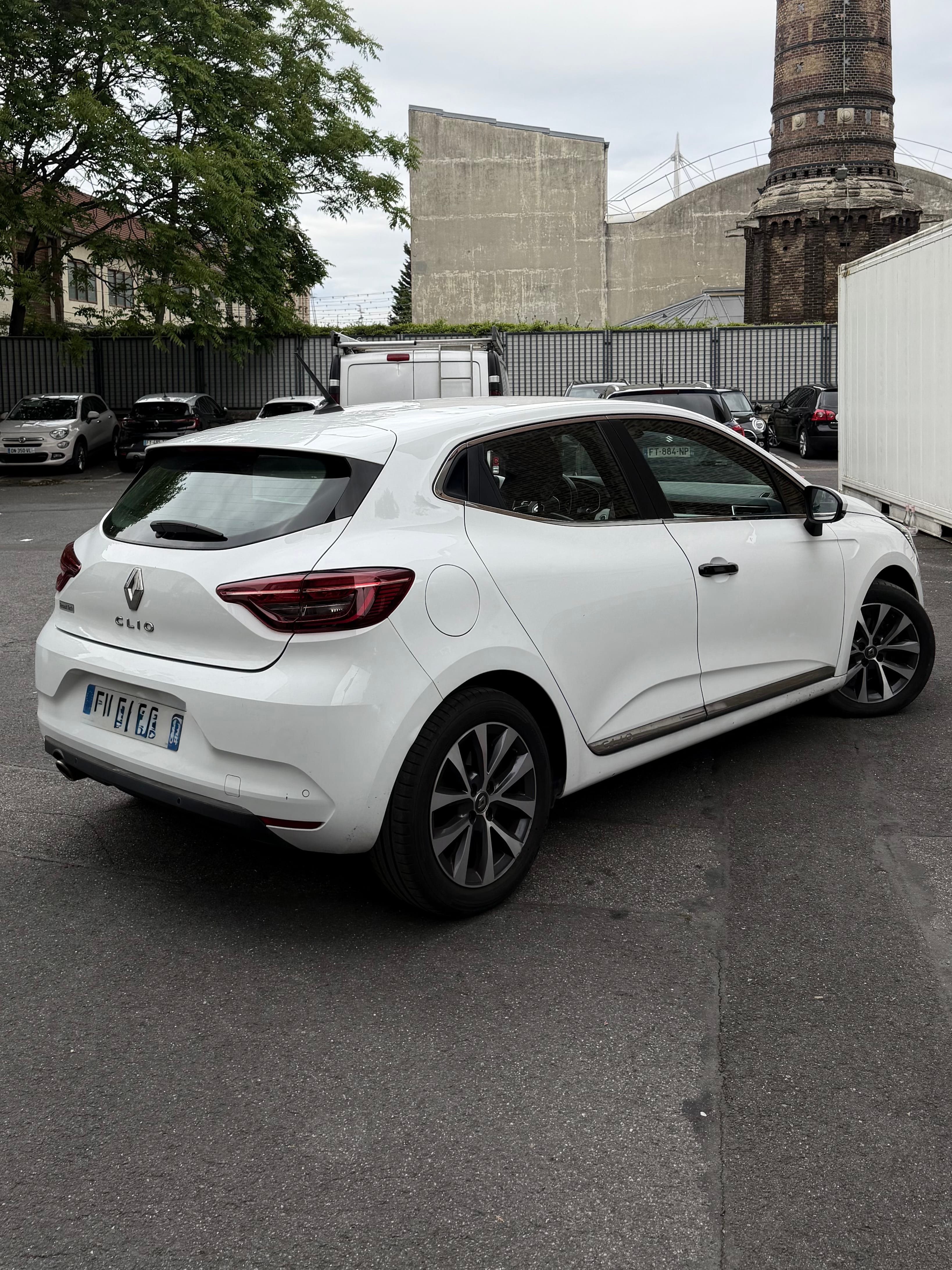 Renault Clio avec Apple CarPlay