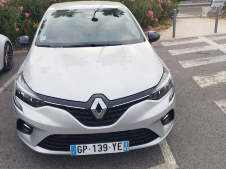 Renault Clio 1.0 TCe avec Apple CarPlay