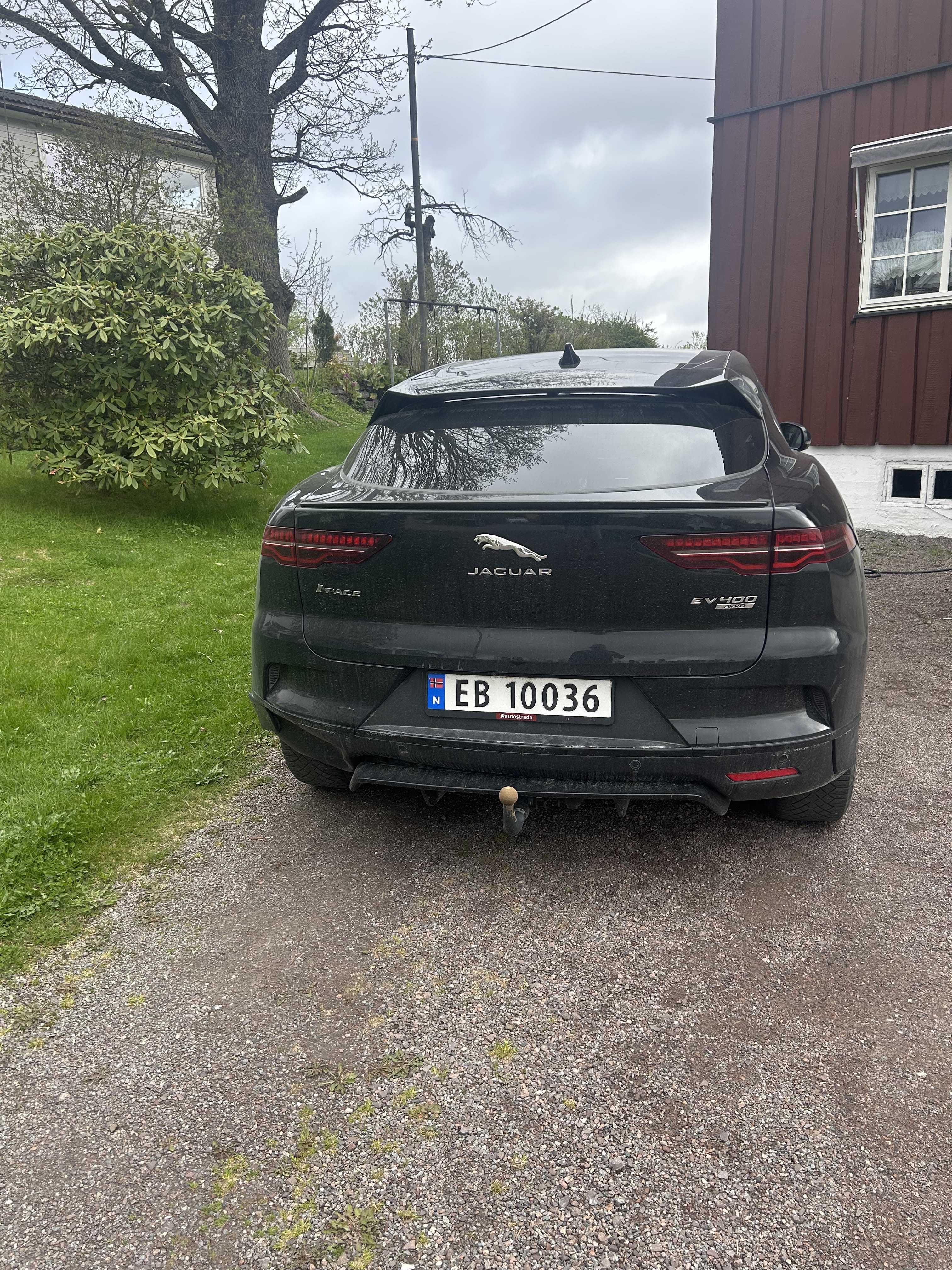 Jaguar I-Pace EV400 SE med GPS