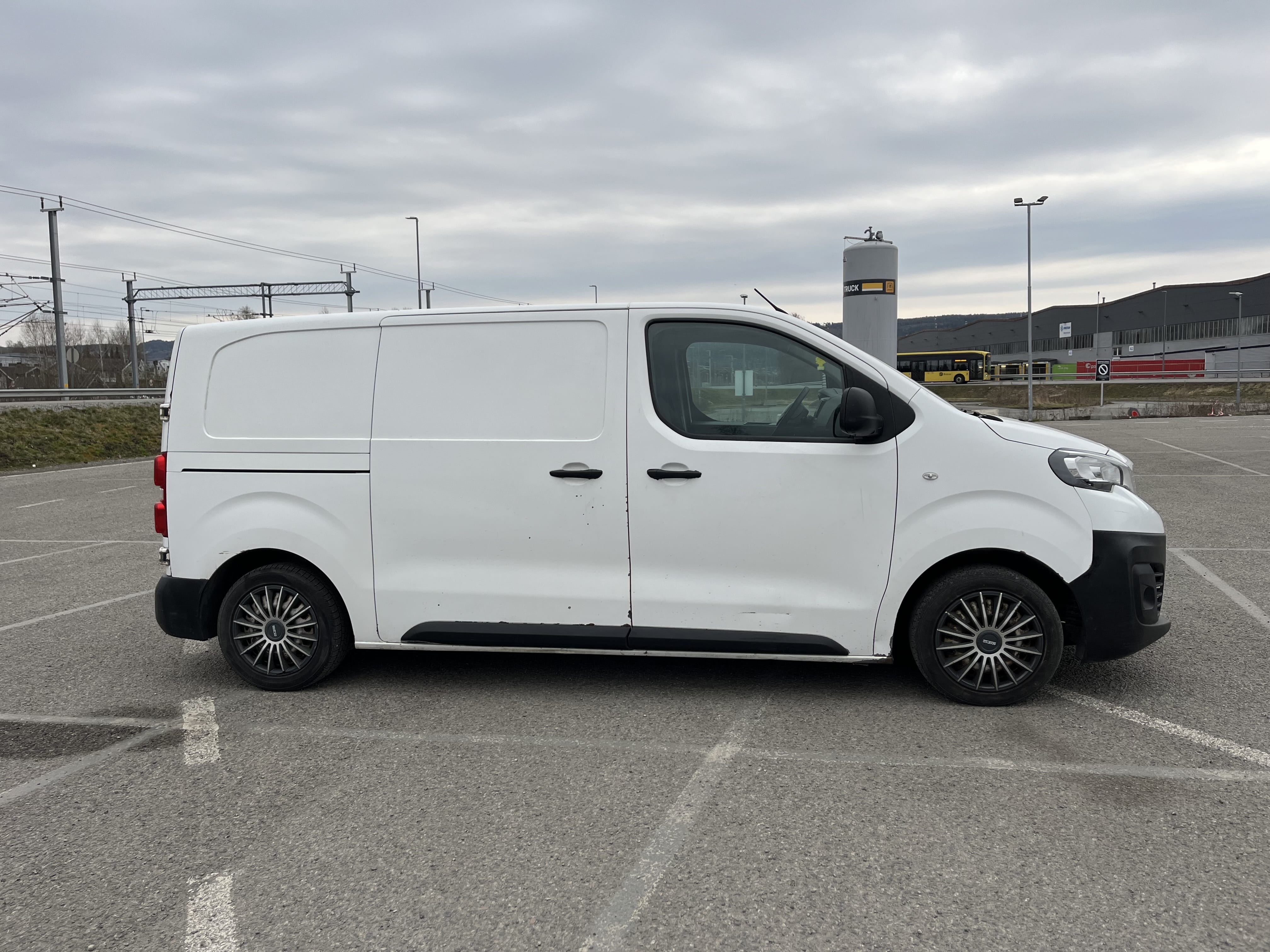 Peugeot Expert med Aircondition