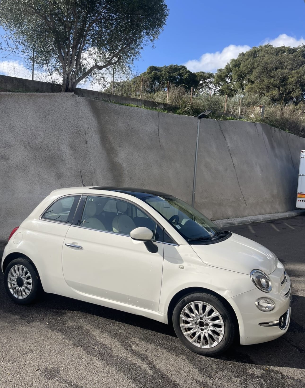 Fiat 500 Lounge with Air conditioning