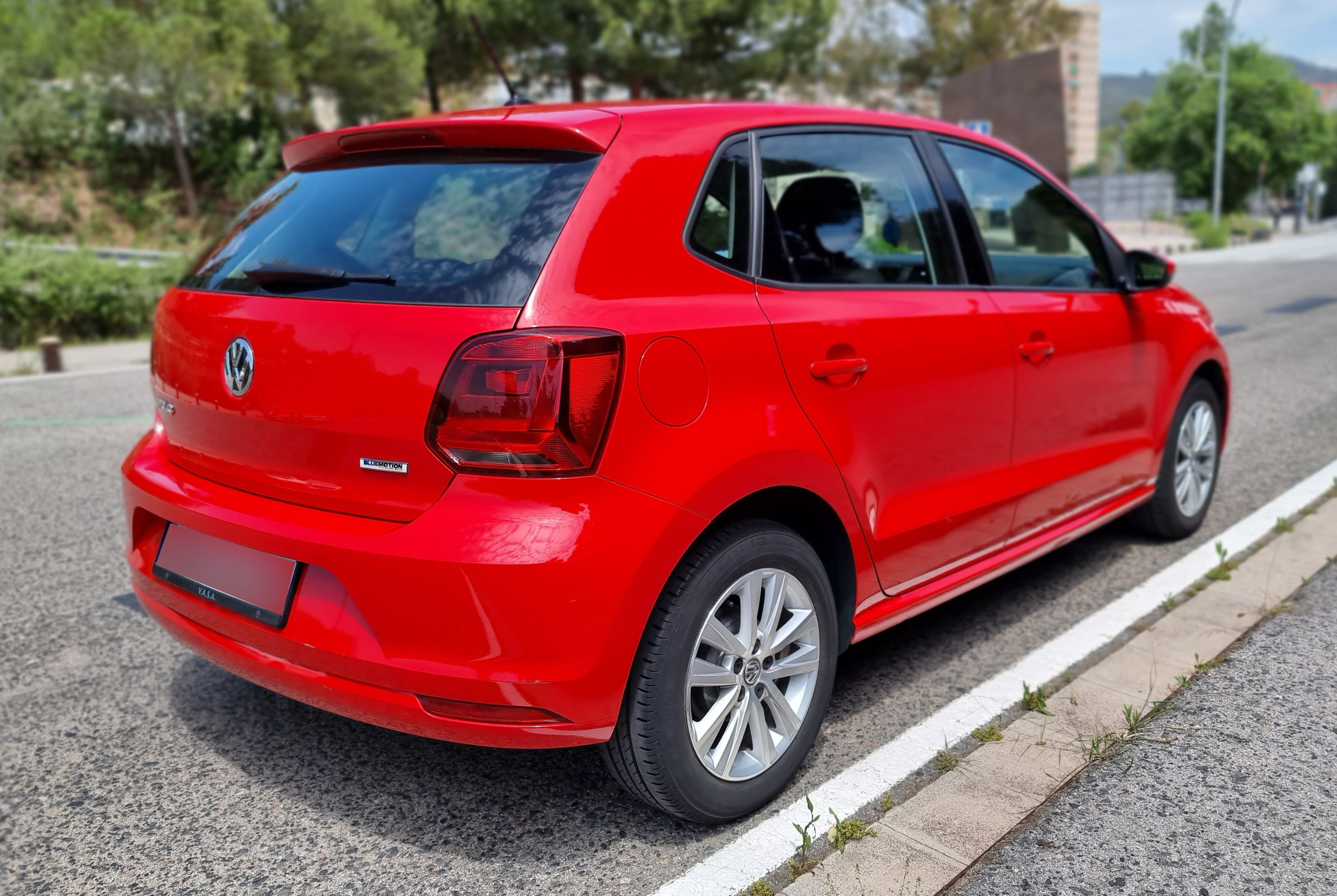 Volkswagen Polo BlueMotion Red con Android Auto