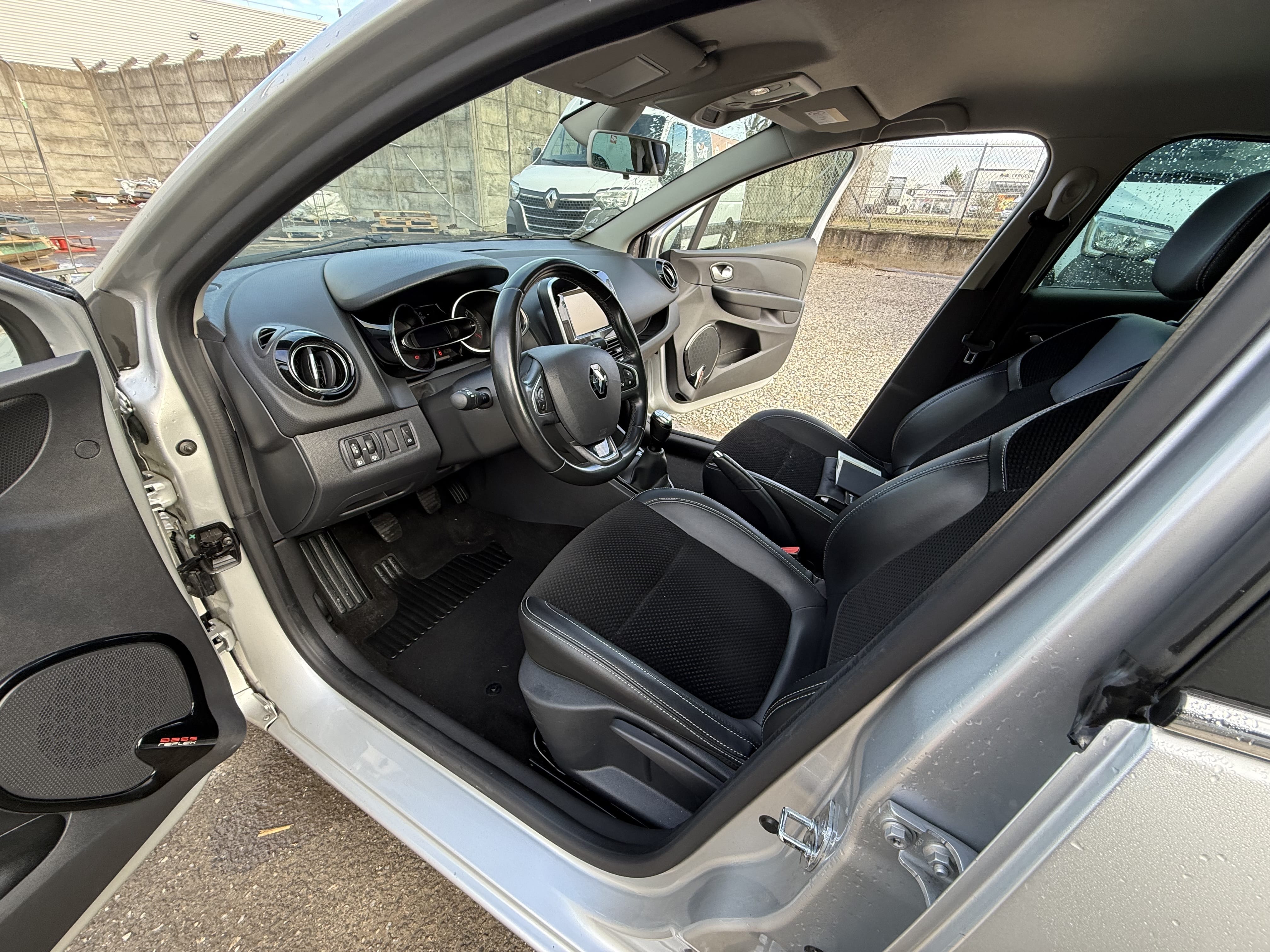 Renault Clio avec Régulateur de vitesse