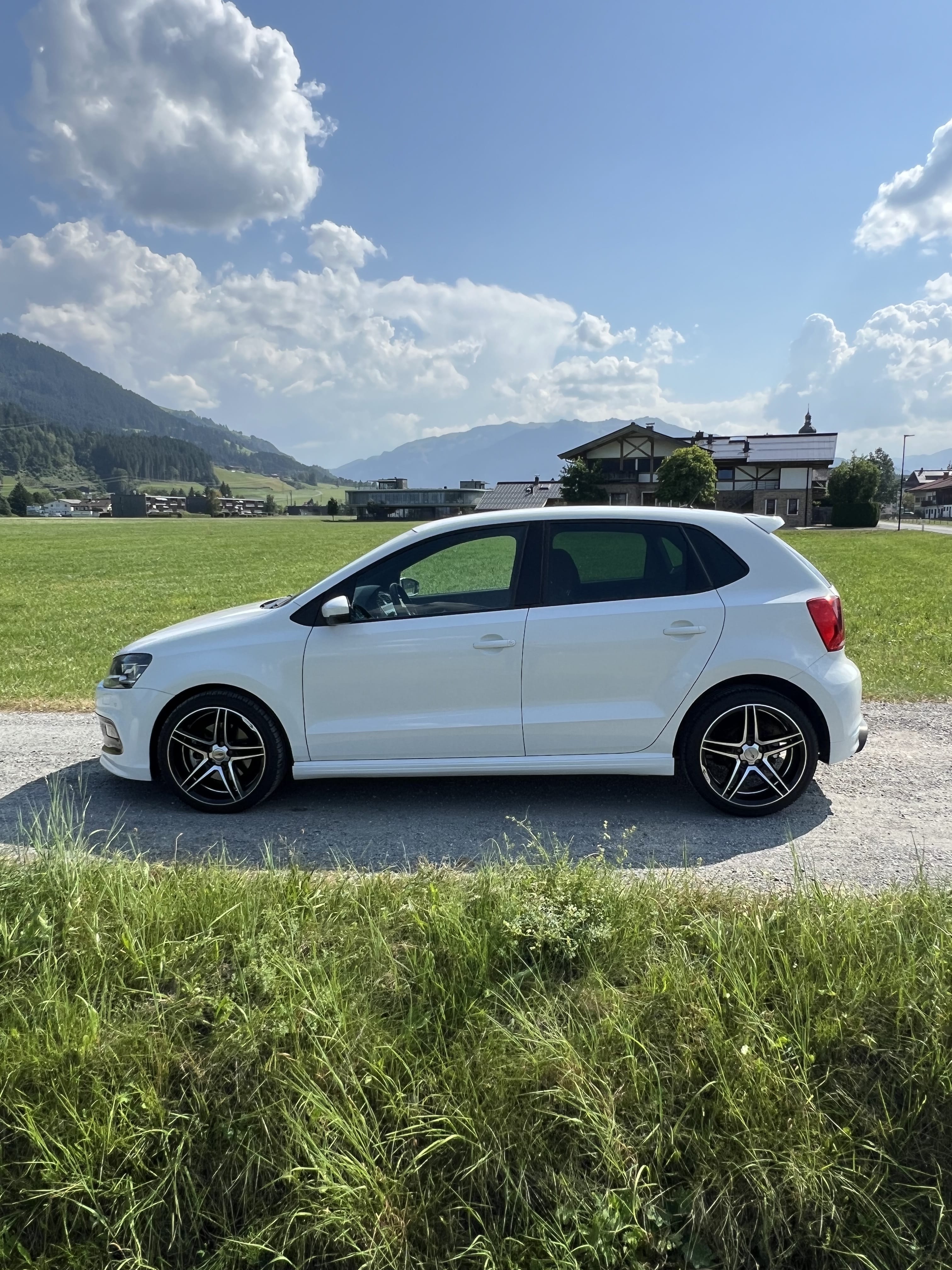 Volkswagen Polo R-Line 1.2 TSI mit Klimaanlage