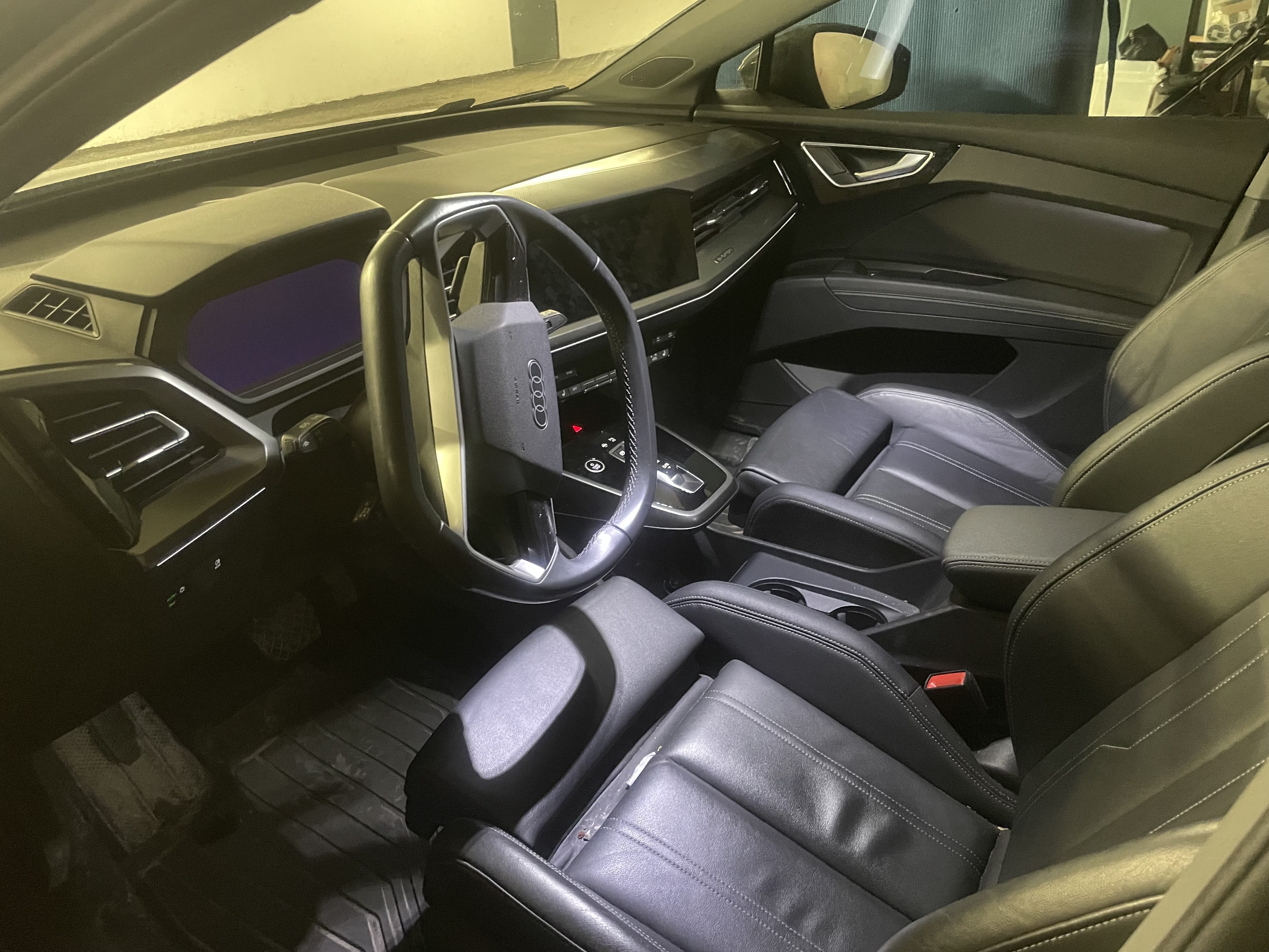 Audi Q4 50 e-tron quattro (AWD) med Cruisekontroll