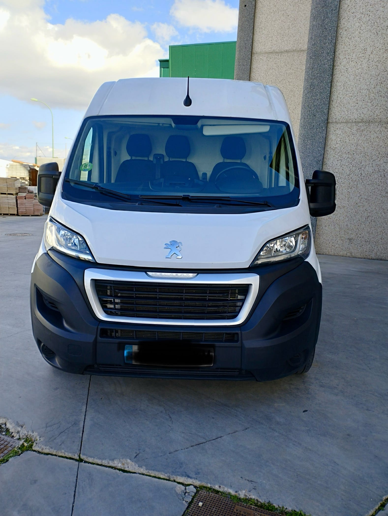 Peugeot Boxer con Android Auto