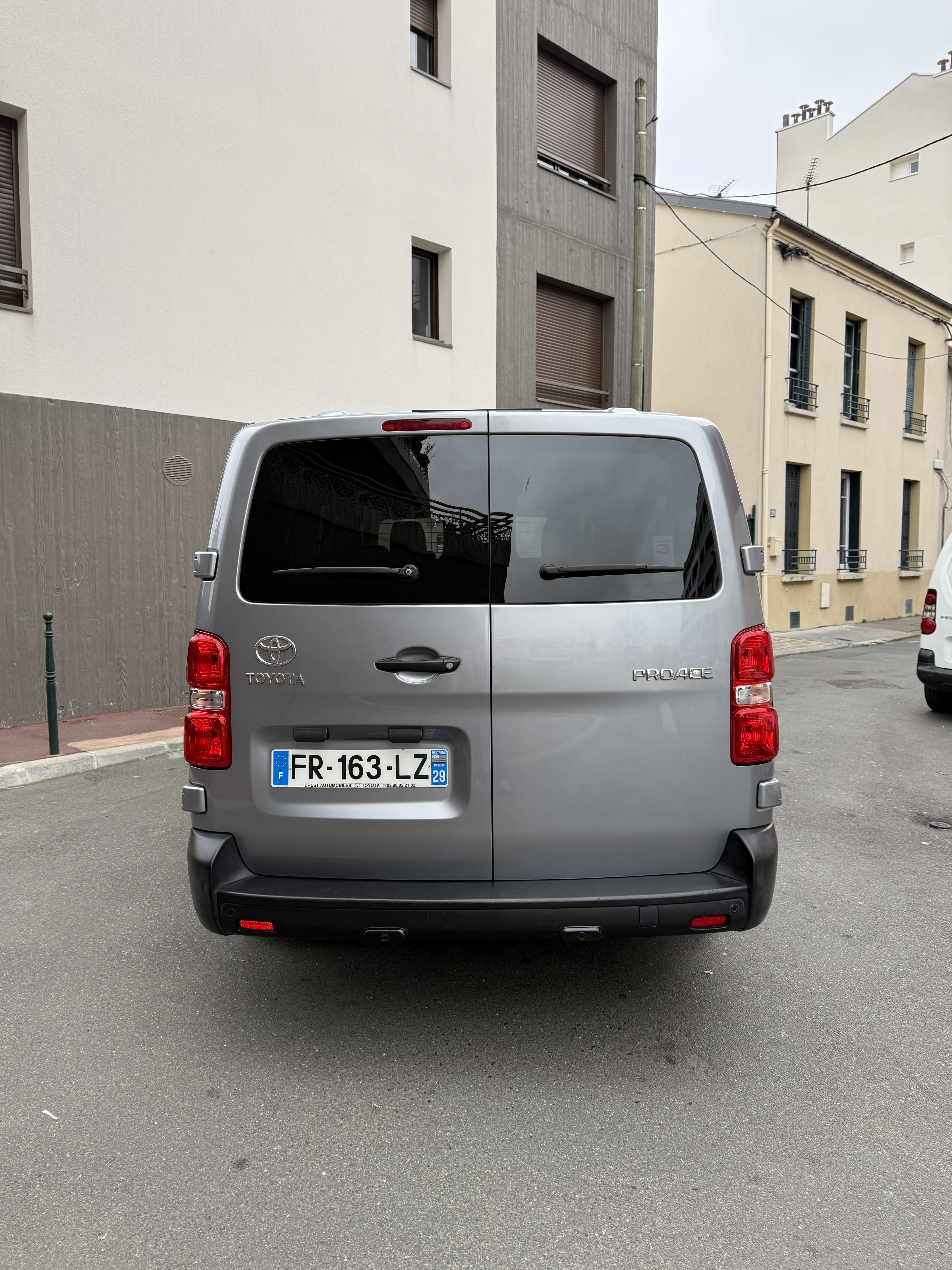 Toyota Proace Combi - 9 places avec Android Auto