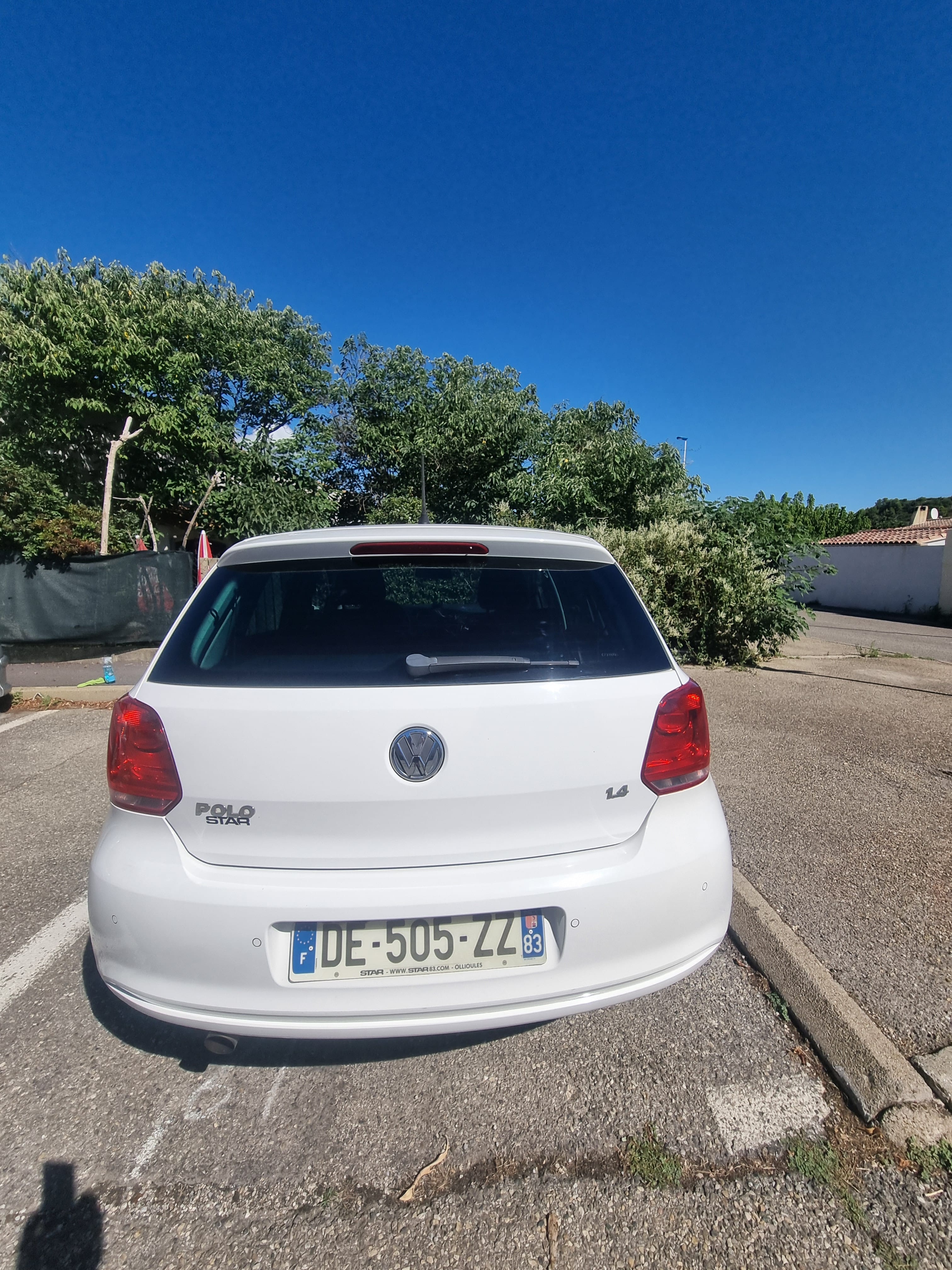 Volkswagen Polo 1.4 essence avec Audio Bluetooth