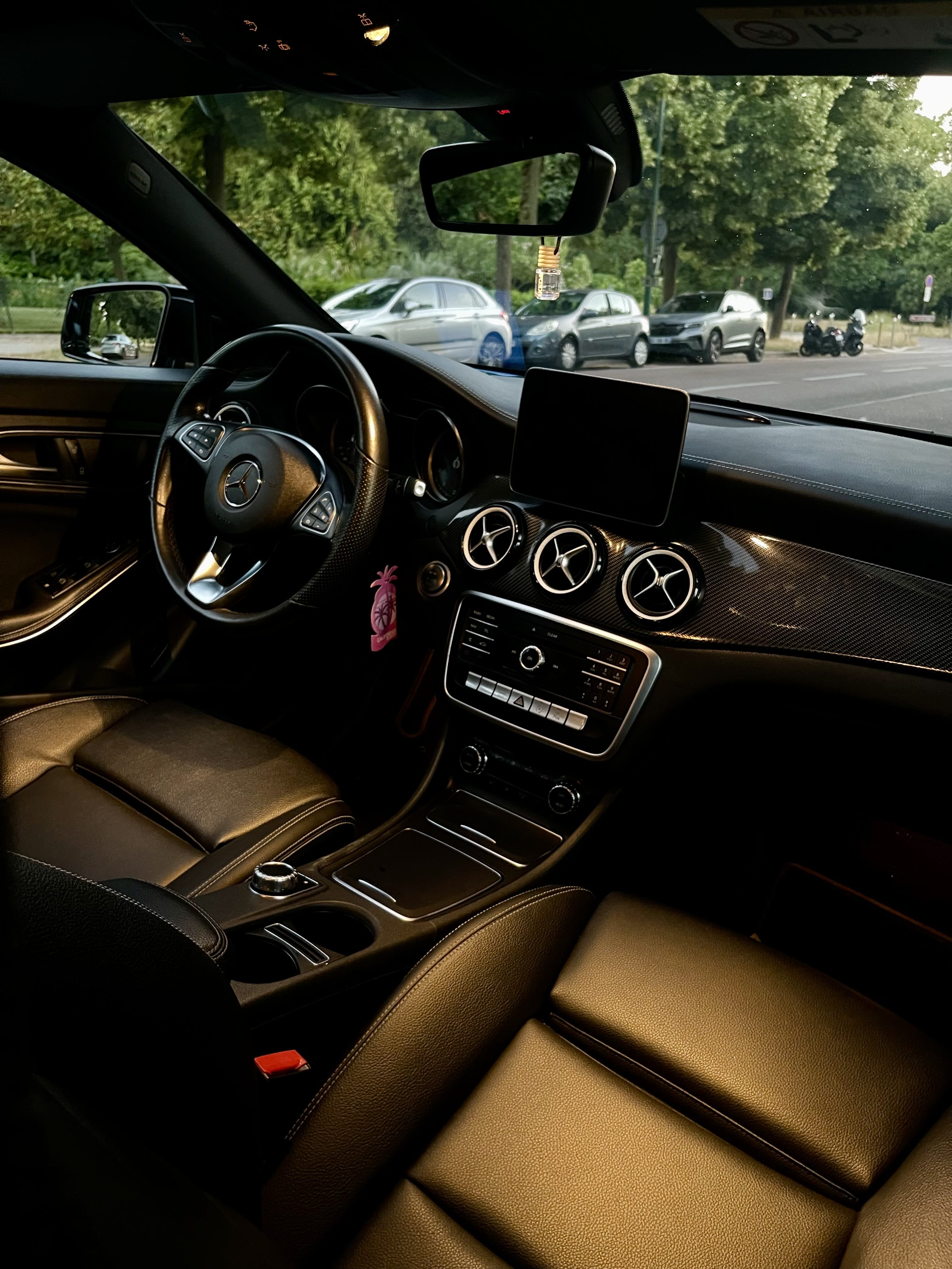 Mercedes-Benz Classe CLA avec Régulateur de vitesse