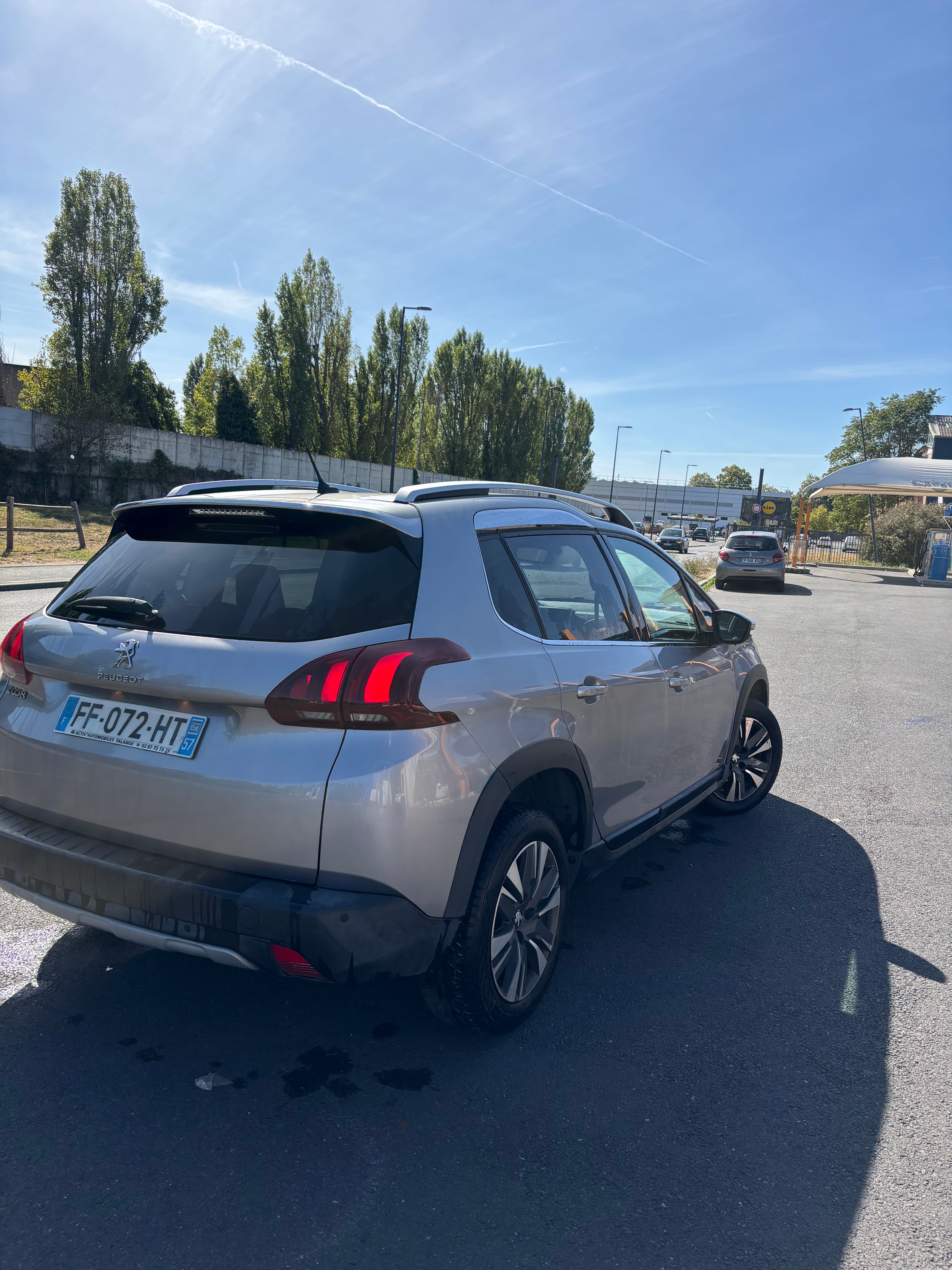 Peugeot 2008 avec GPS