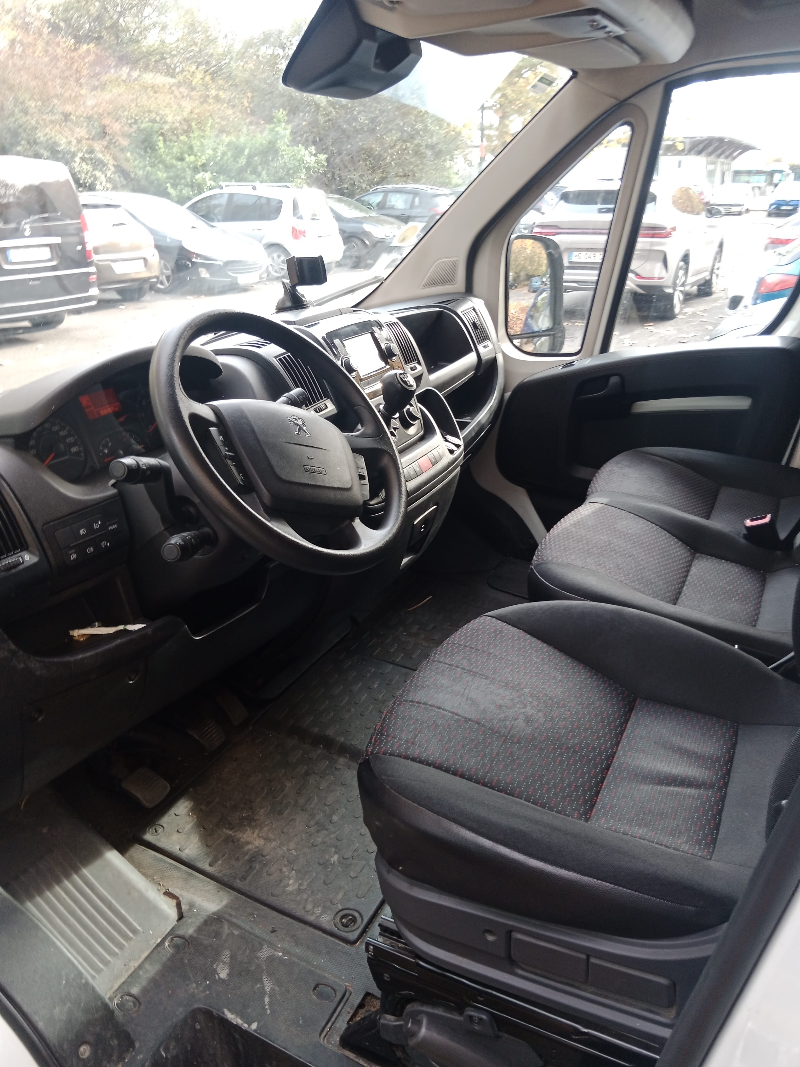 Peugeot Boxer avec Audio Bluetooth