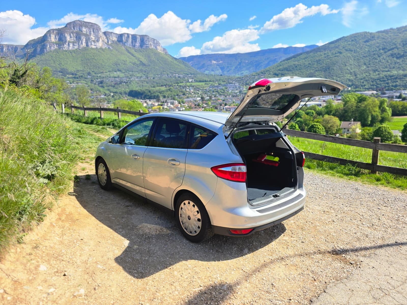 Ford C-Max avec Port USB