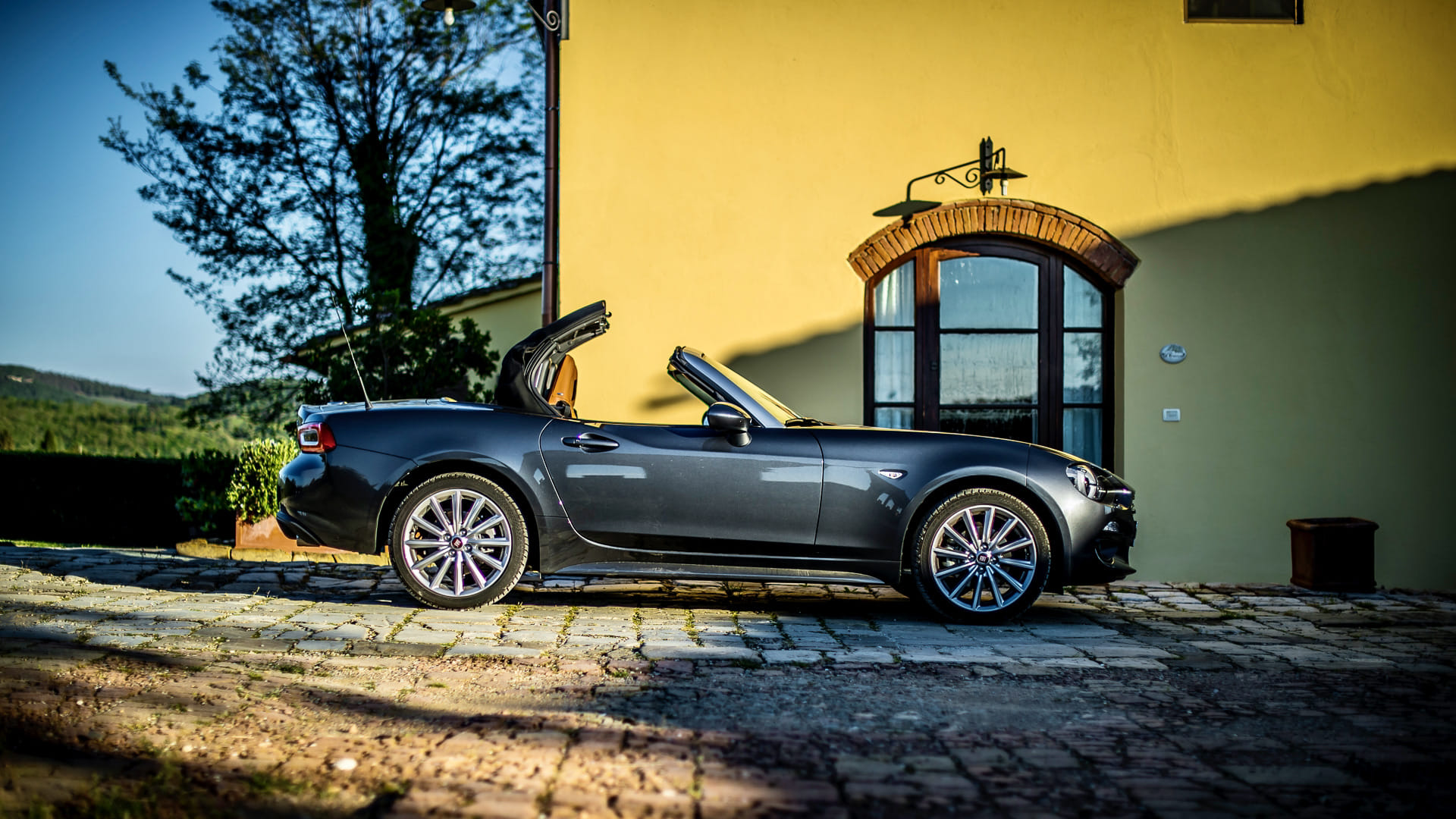 Fiat 124 Spider Finition Lusso Plus avec Entrée audio / iPod