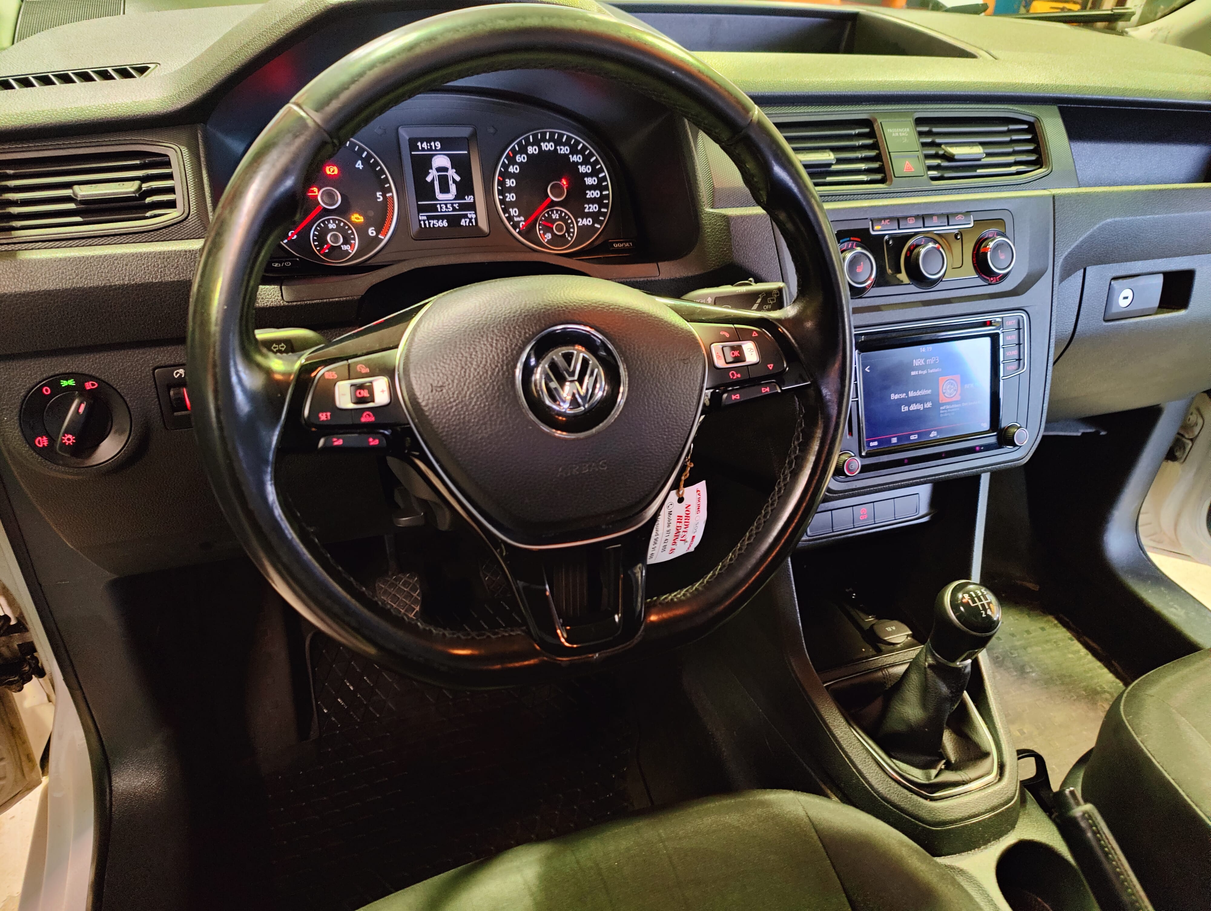 Volkswagen Caddy med Lydinngang