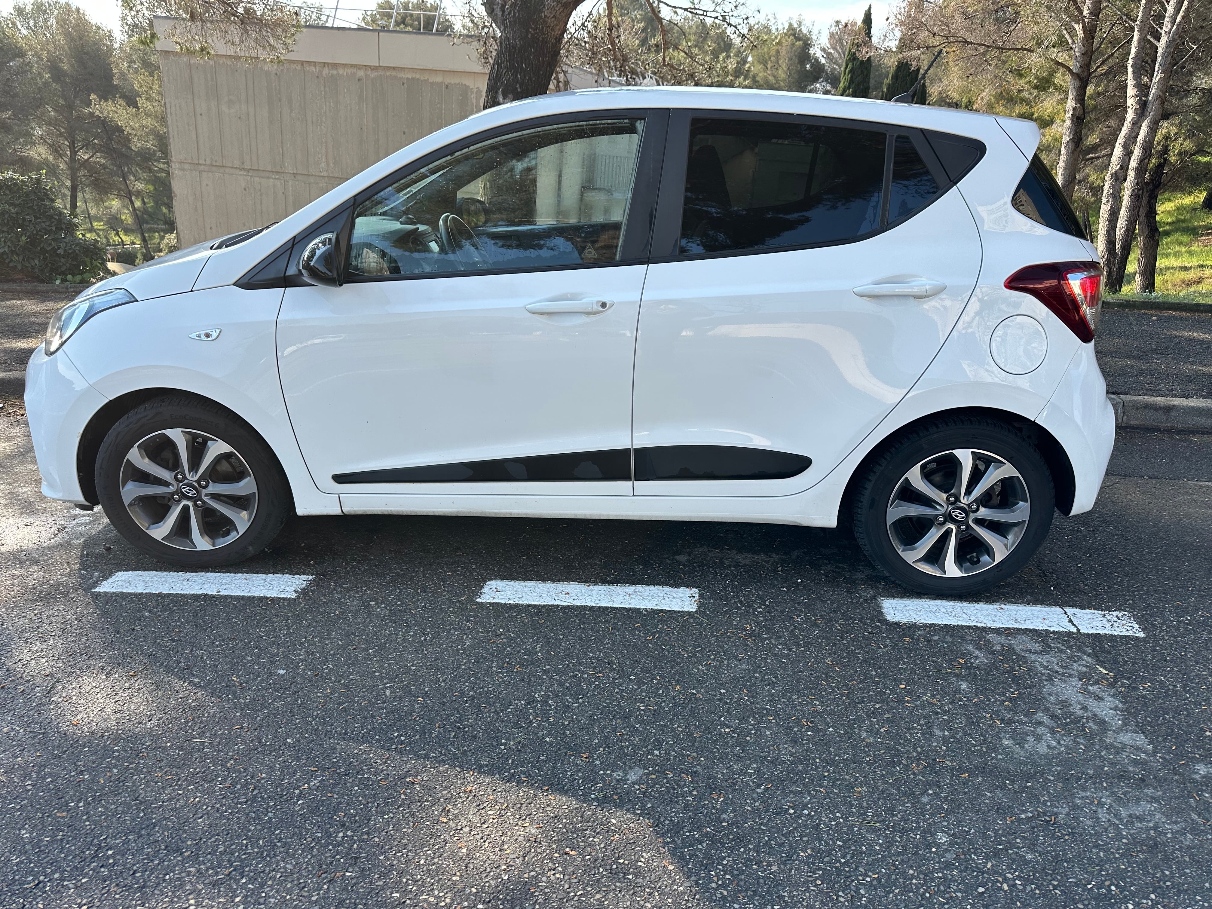 Hyundai i10 avec Régulateur de vitesse
