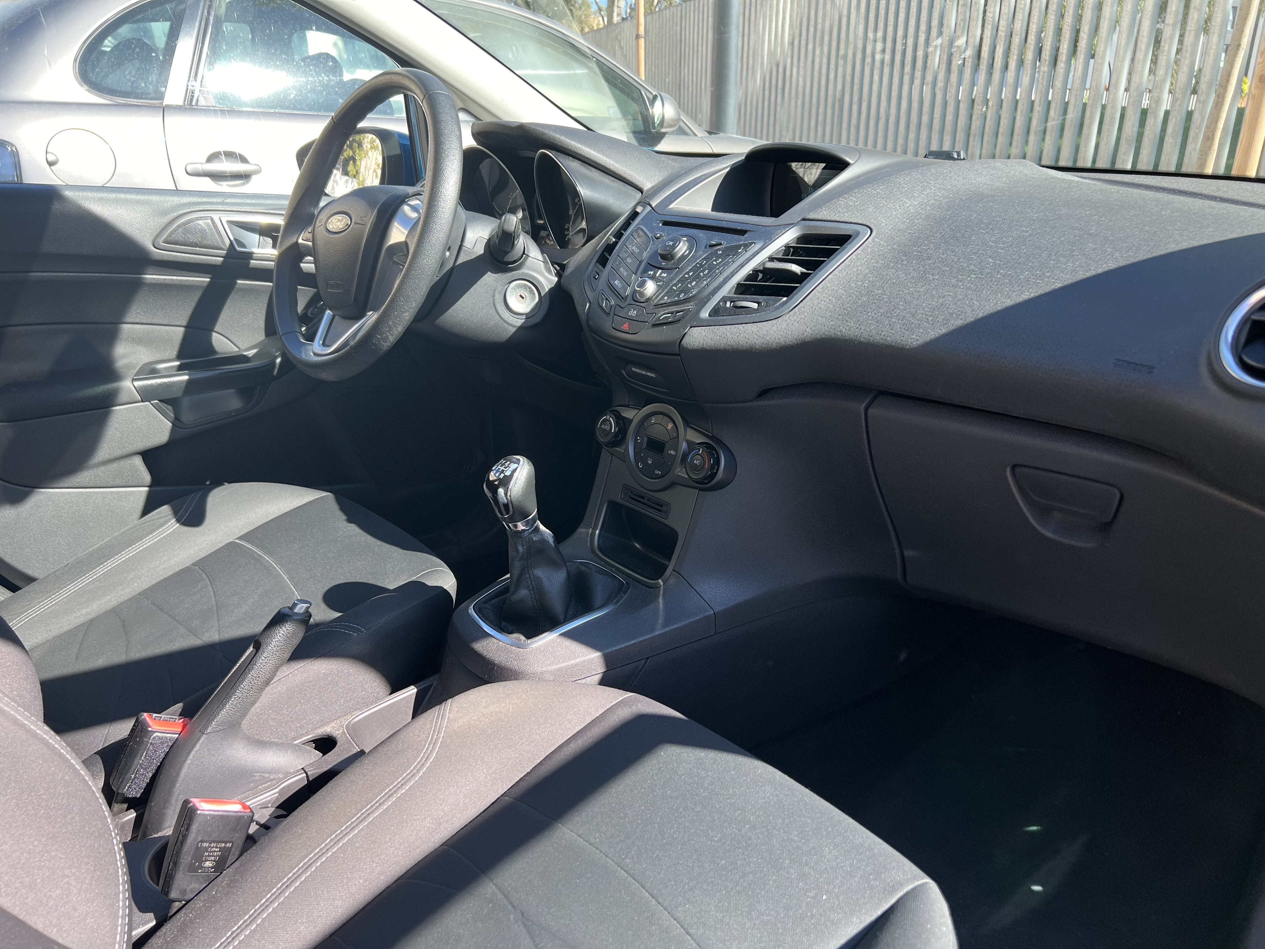 Ford Fiesta con Audio Bluetooth