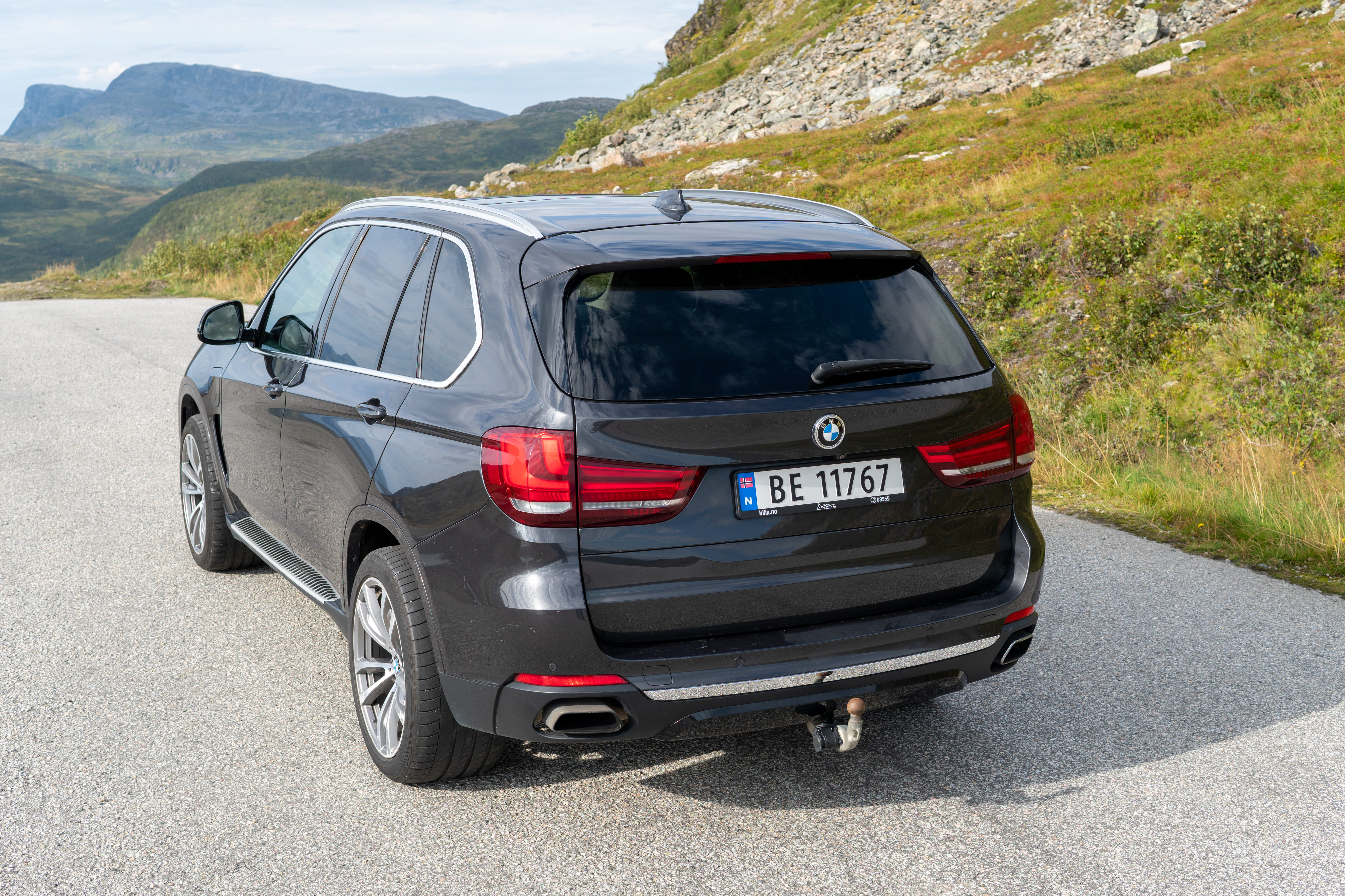 BMW X5 xDrive40e mit Navigationsgerät