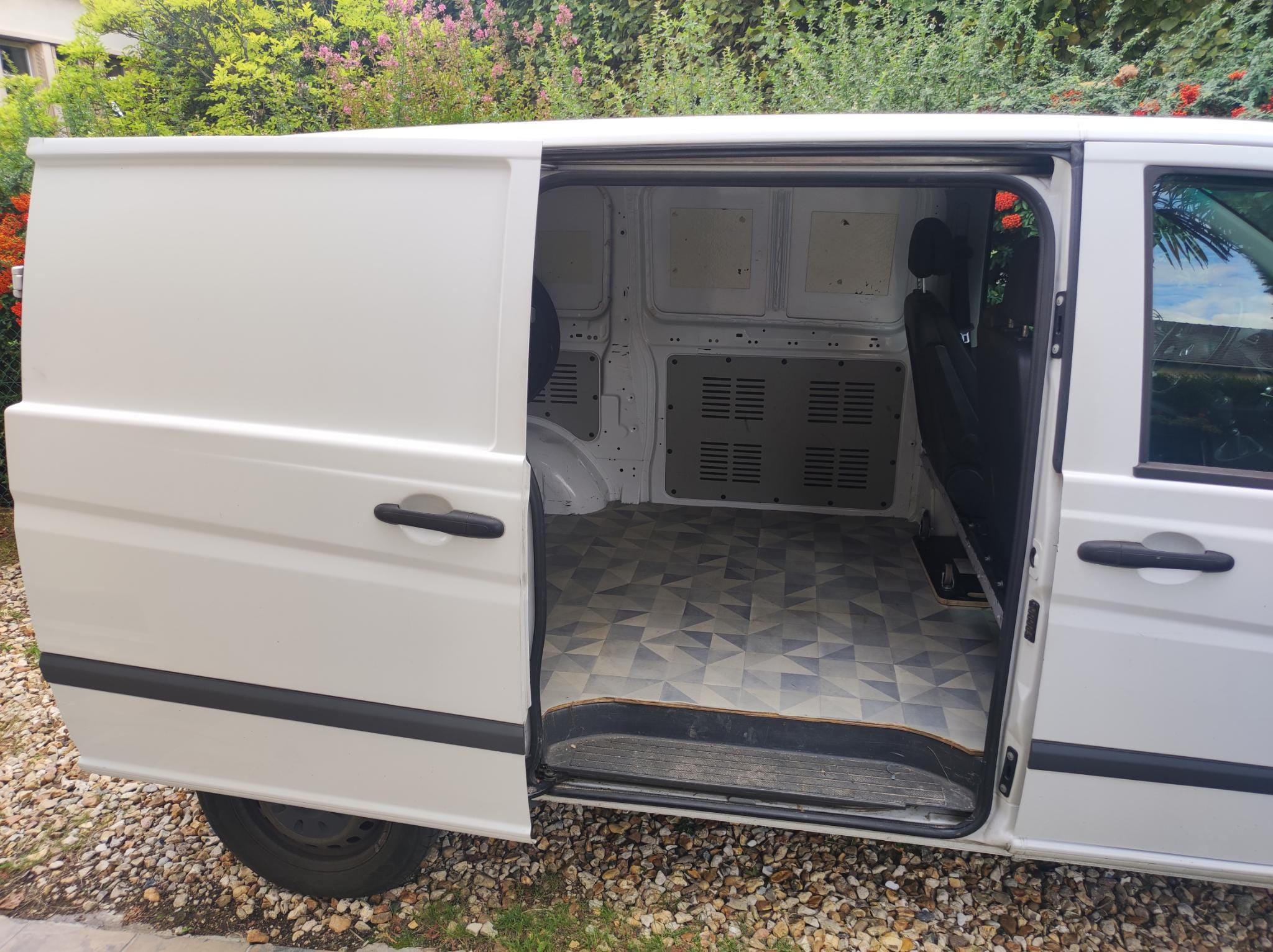 Mercedes-Benz Vito 2.1 CDI 129 ch (95 kW)