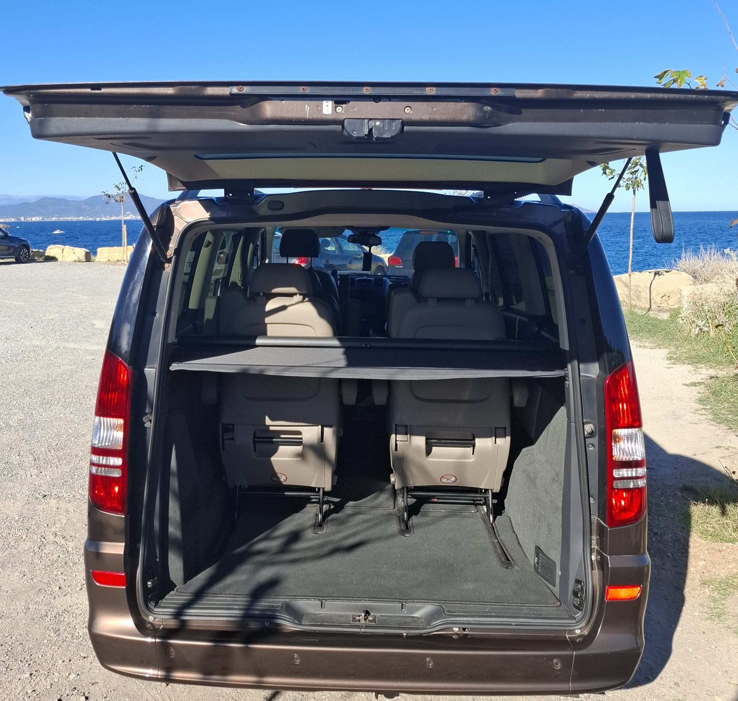 Mercedes-Benz Viano avec Attelage