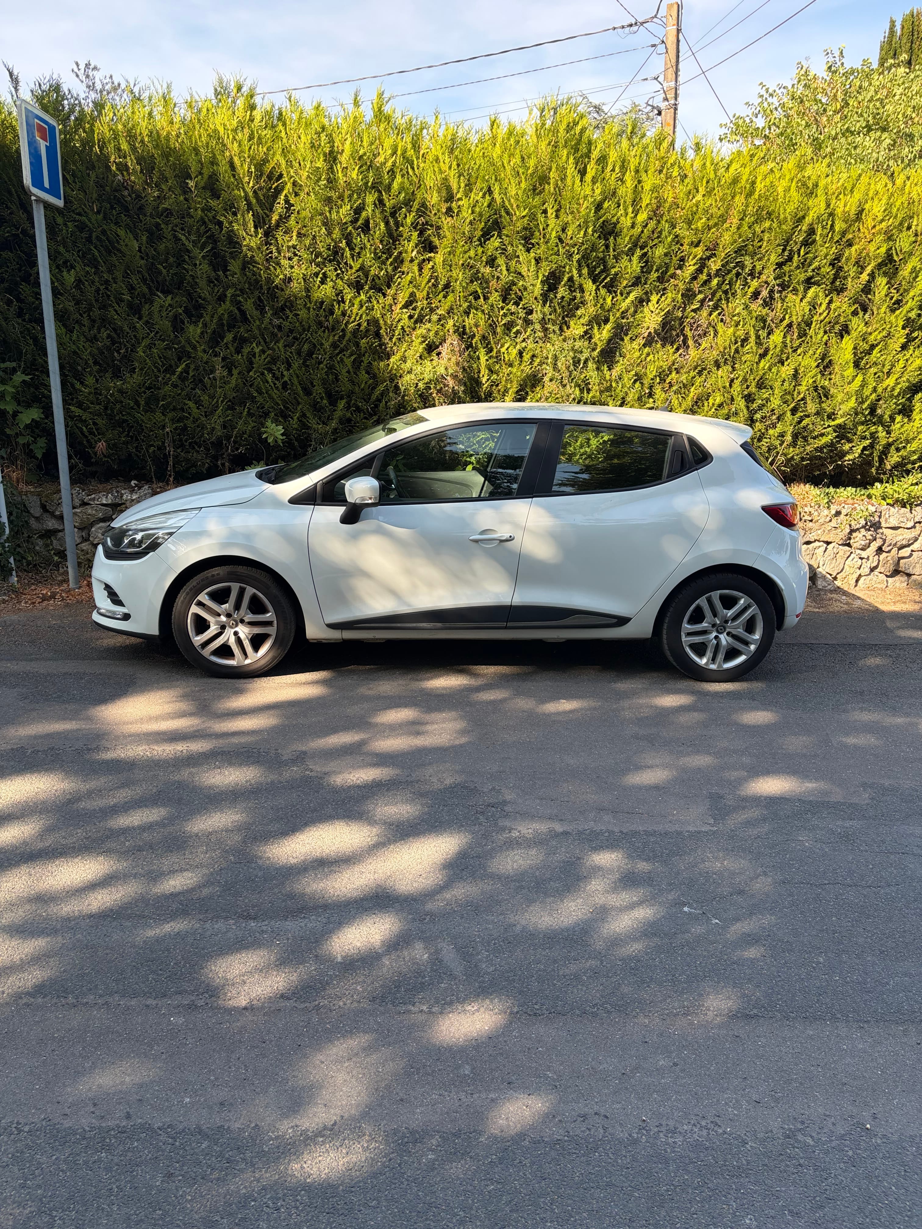 Renault Clio avec Climatisation