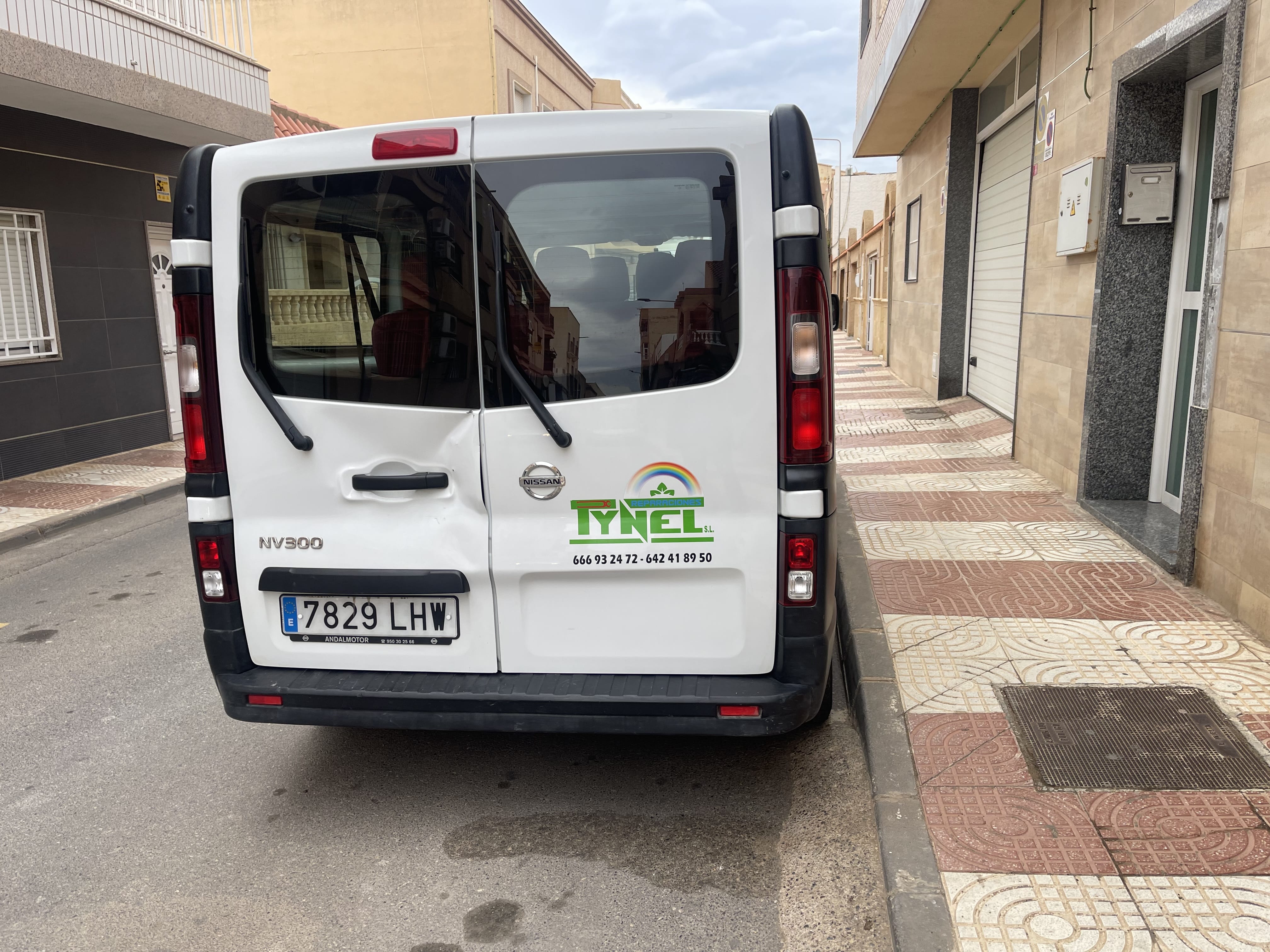 Nissan NV300, 2020, Diesel, 9 plazas y más