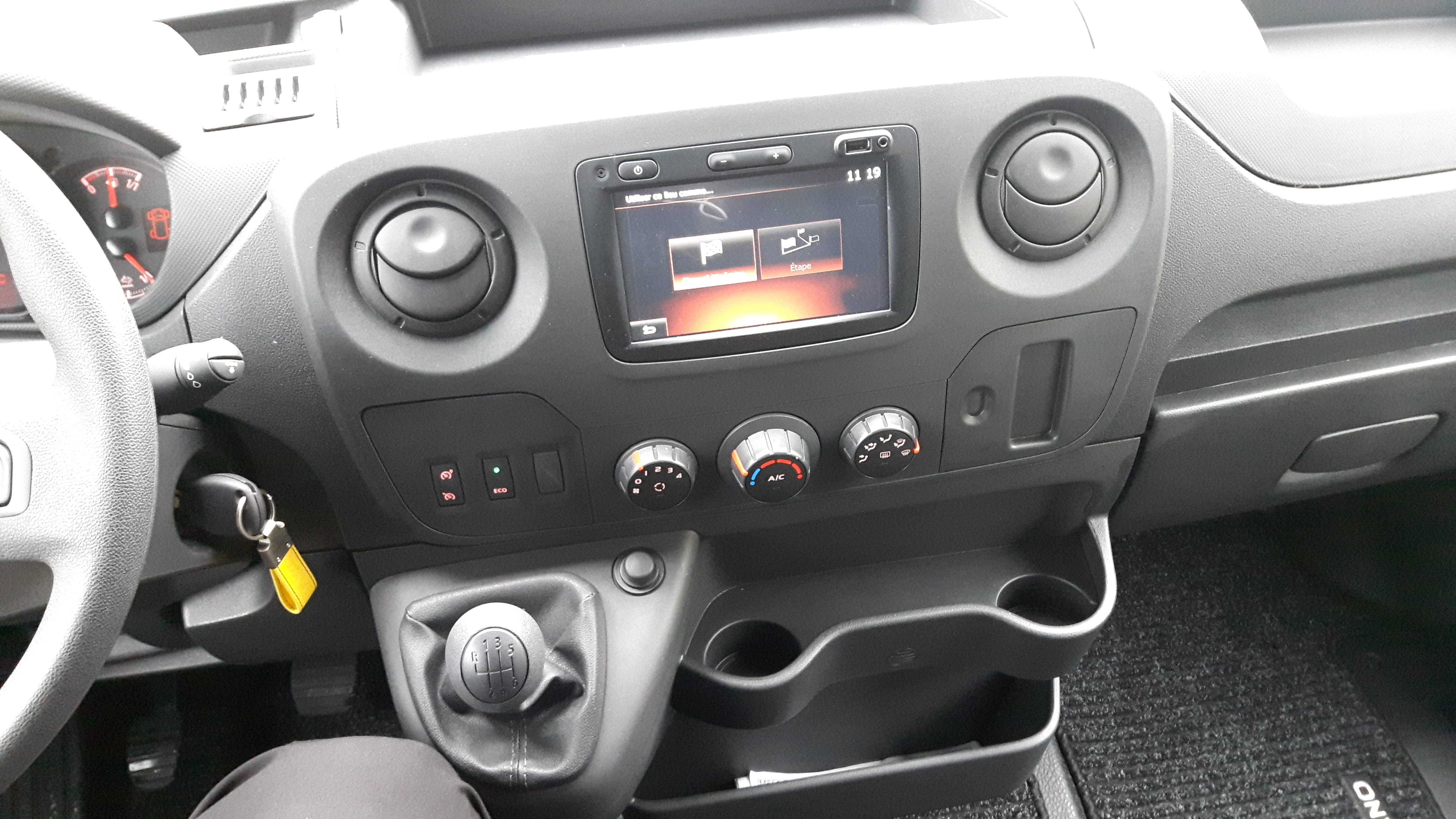 Opel Movano OPEL MOVANO pour multipes usages , avec accès instantané via GETAROND CONNECT avec Entrée audio / iPod