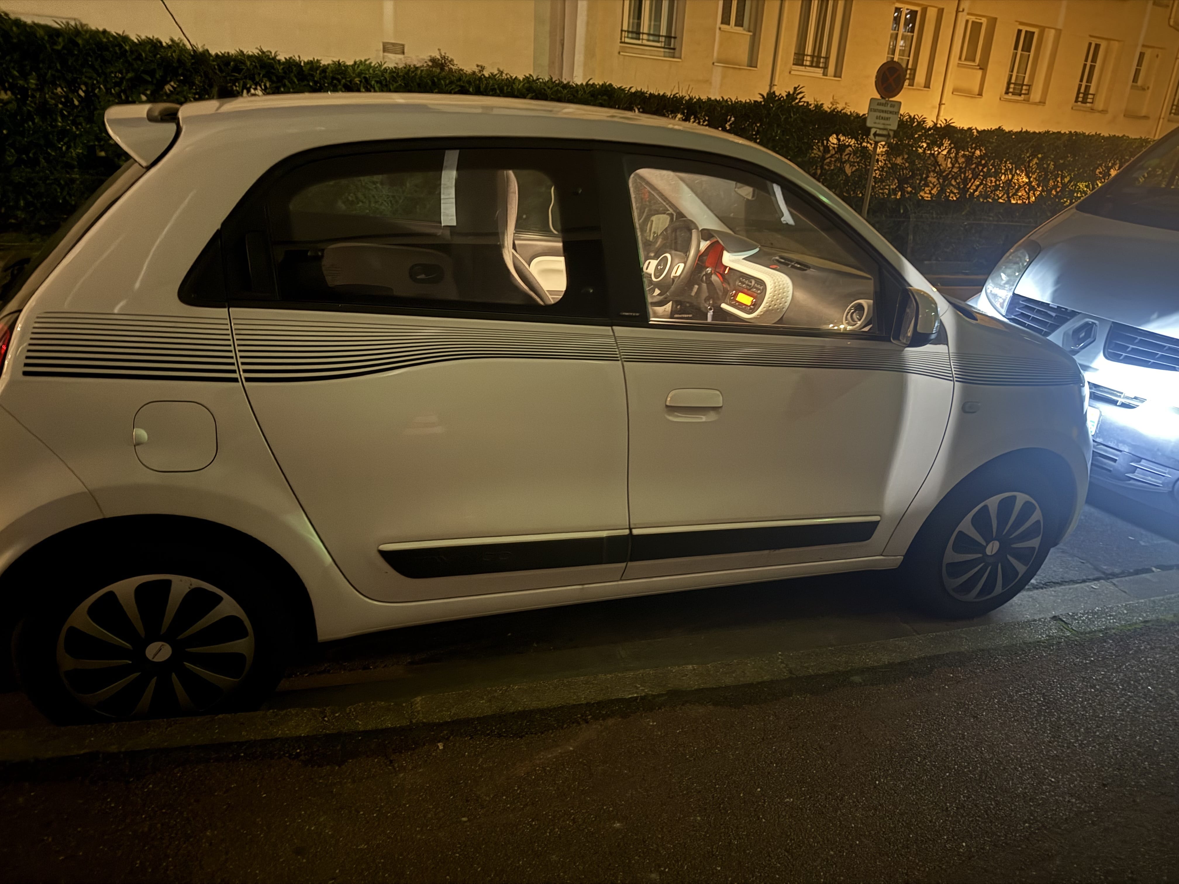 Renault Twingo III avec Climatisation