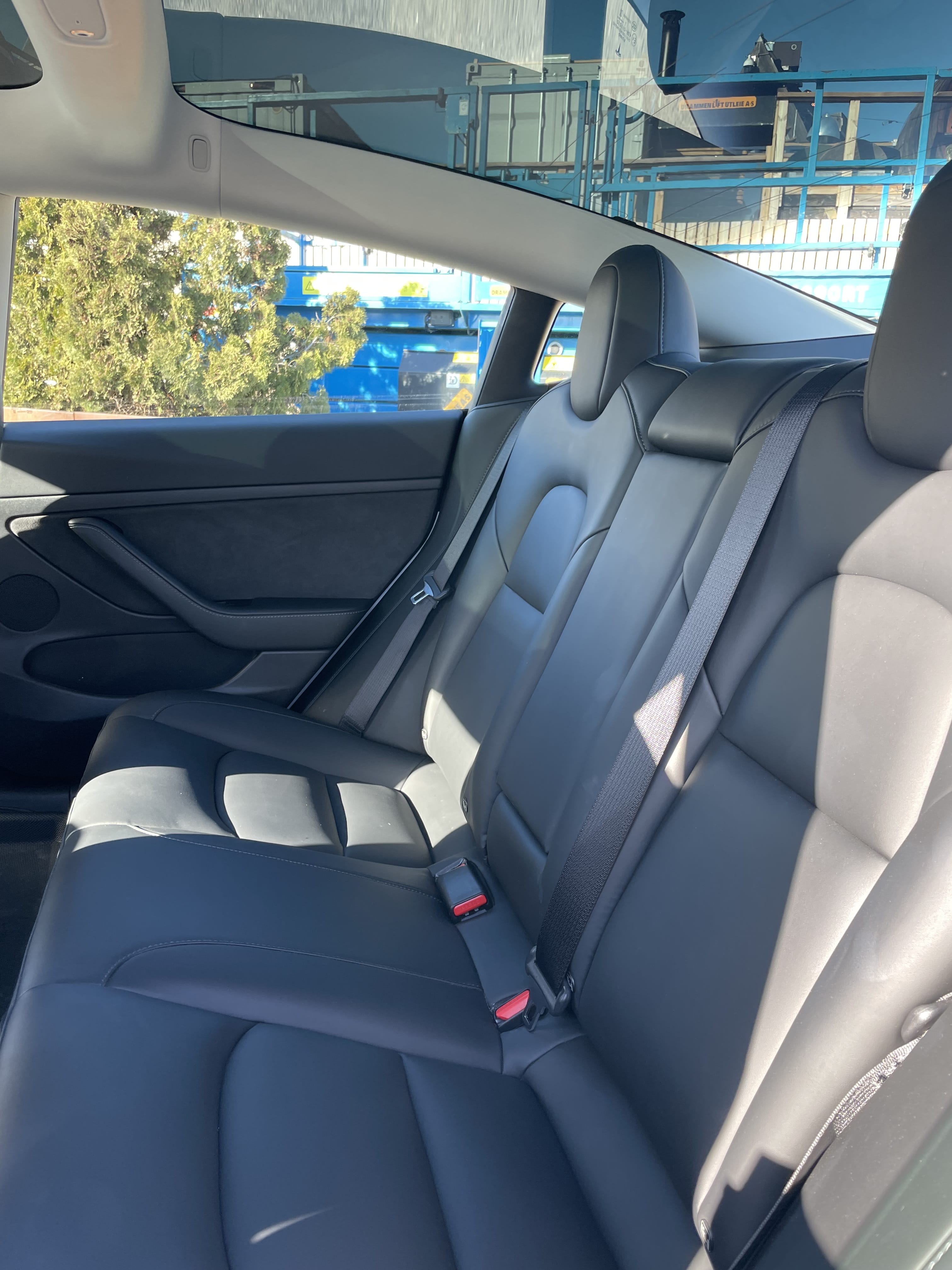 Tesla Model 3 Standard Range Plus med Dashcam