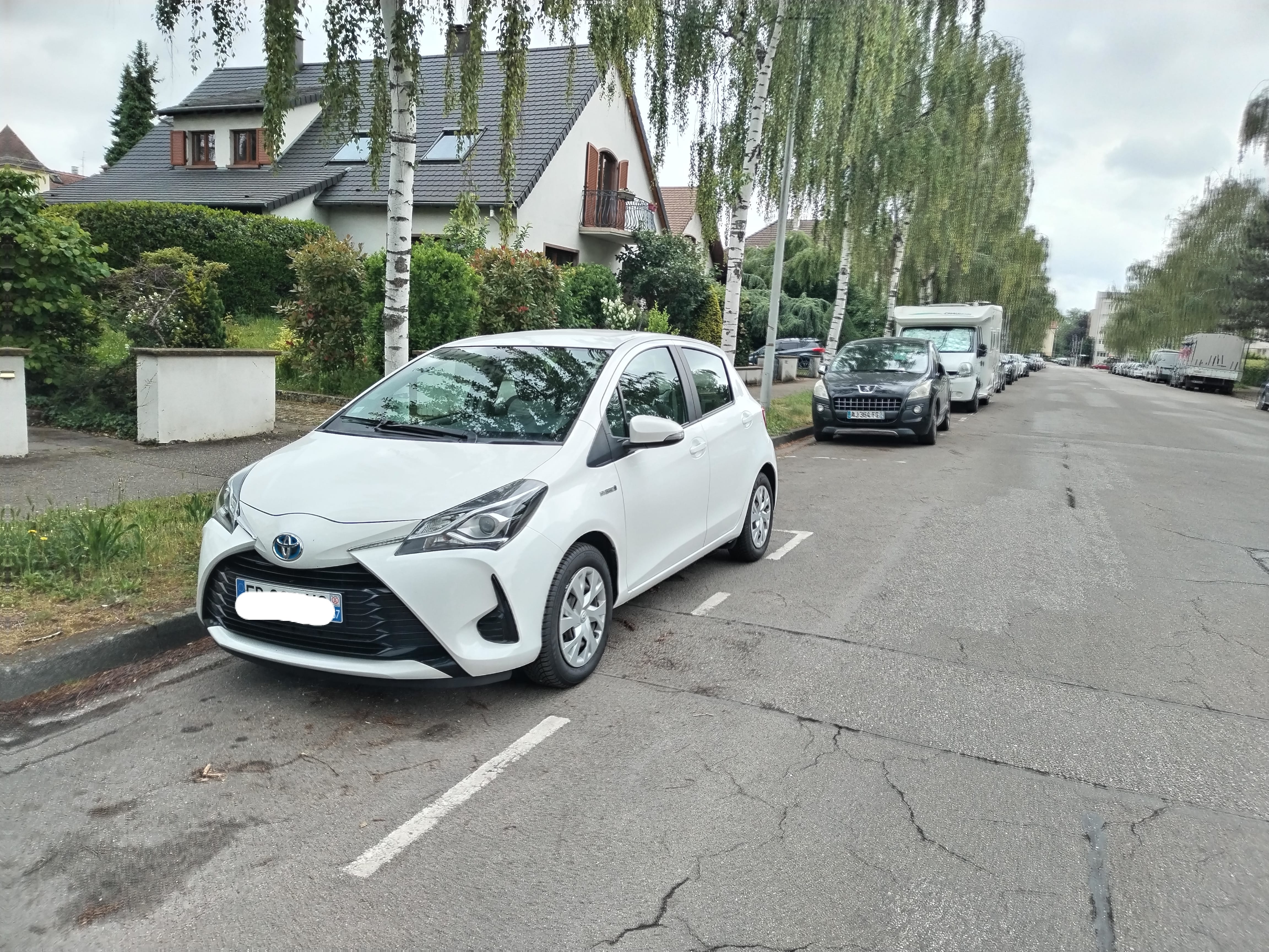 Toyota Yaris Hybride avec Climatisation