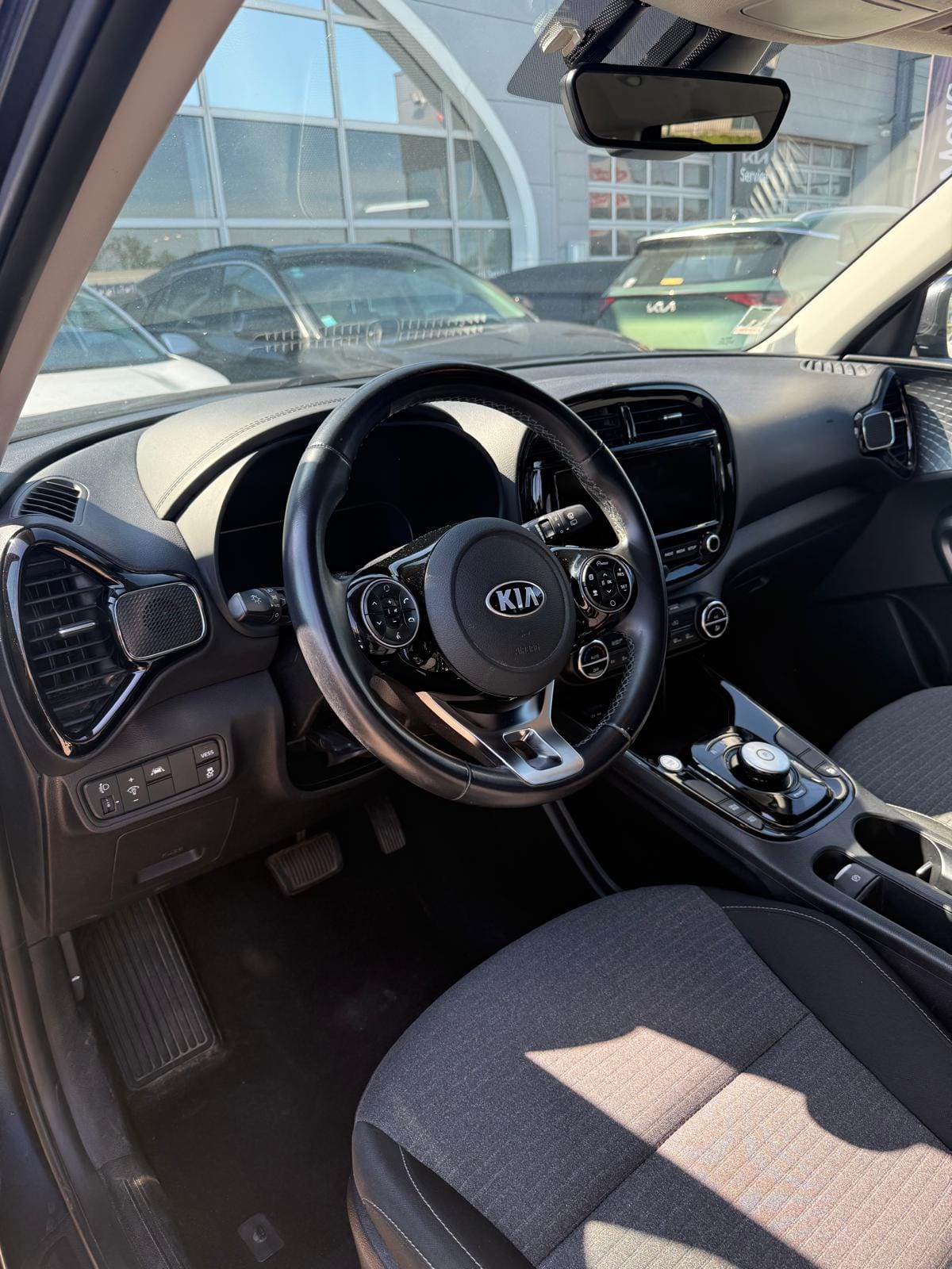 Kia E-Soul with Backup camera