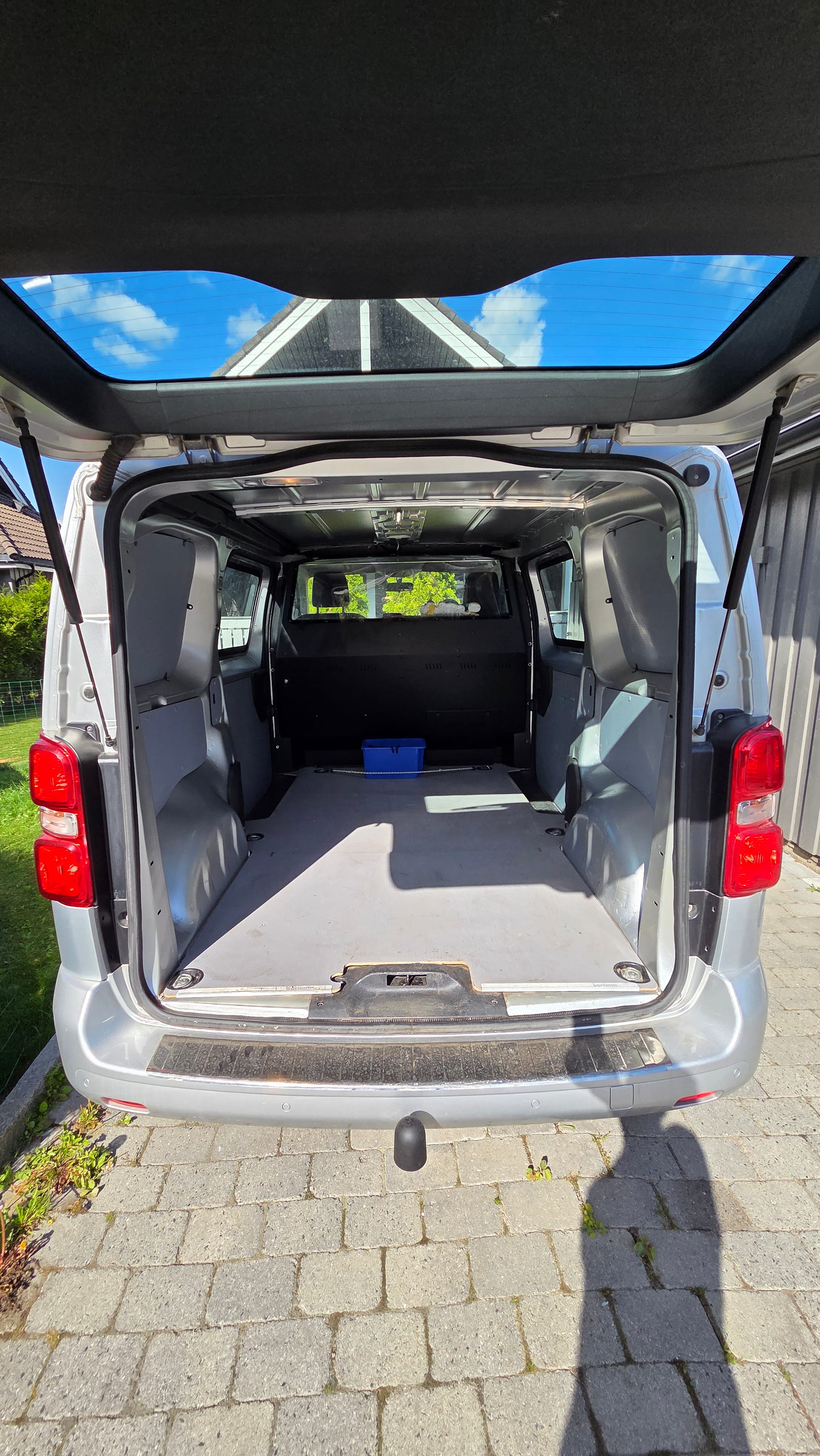 Peugeot Expert L2 - 2.0 hdi med Bluetooth audio