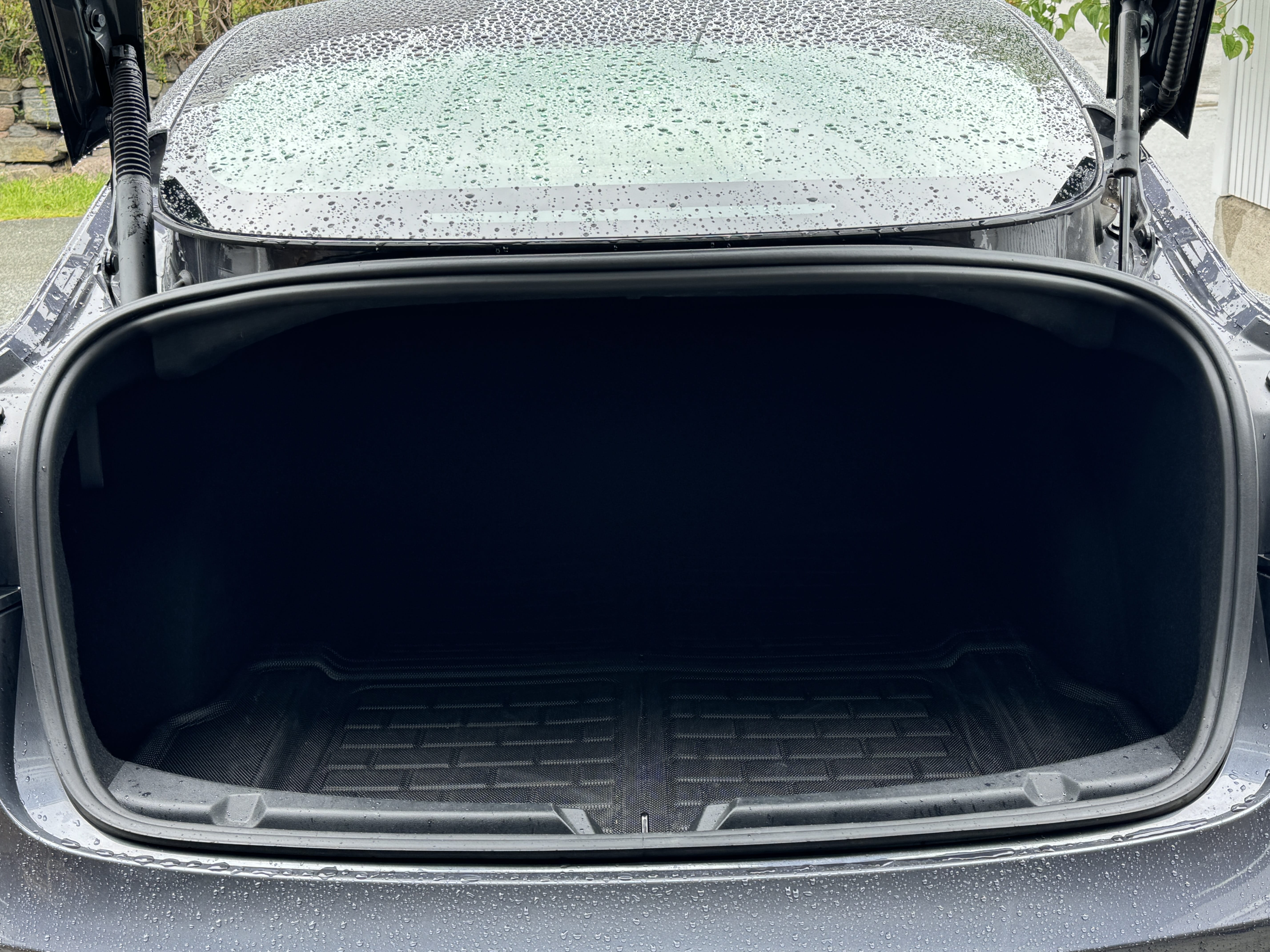 Tesla Model 3 Long Range med Babysete