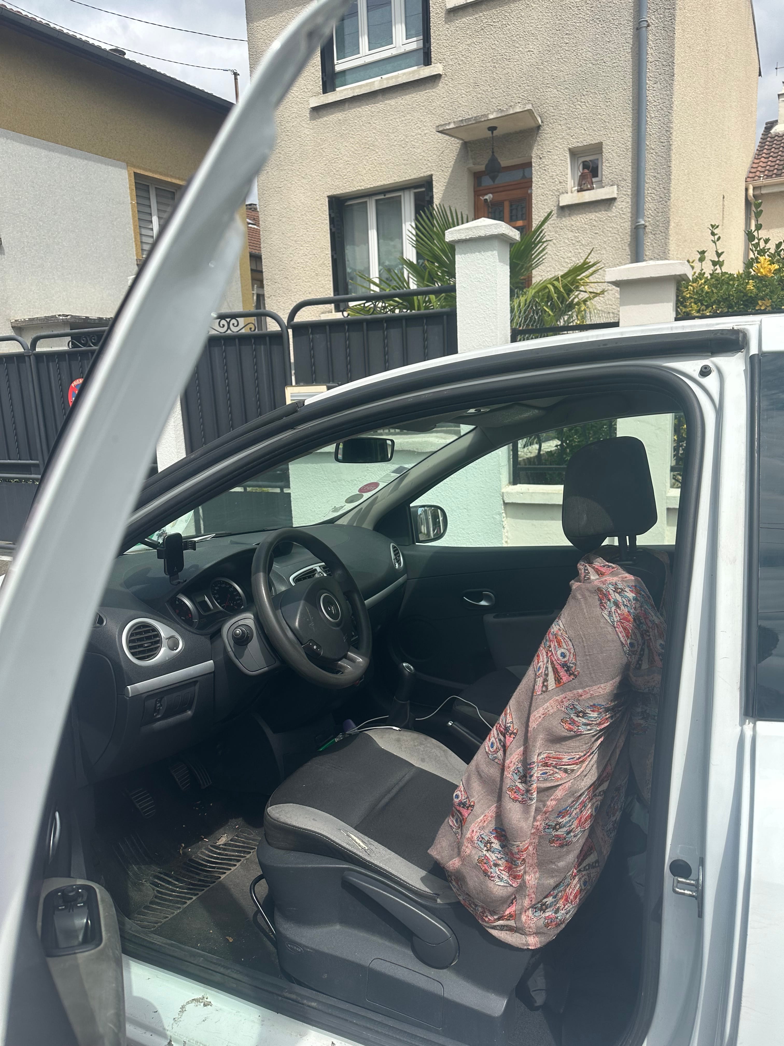 Renault Clio avec Climatisation