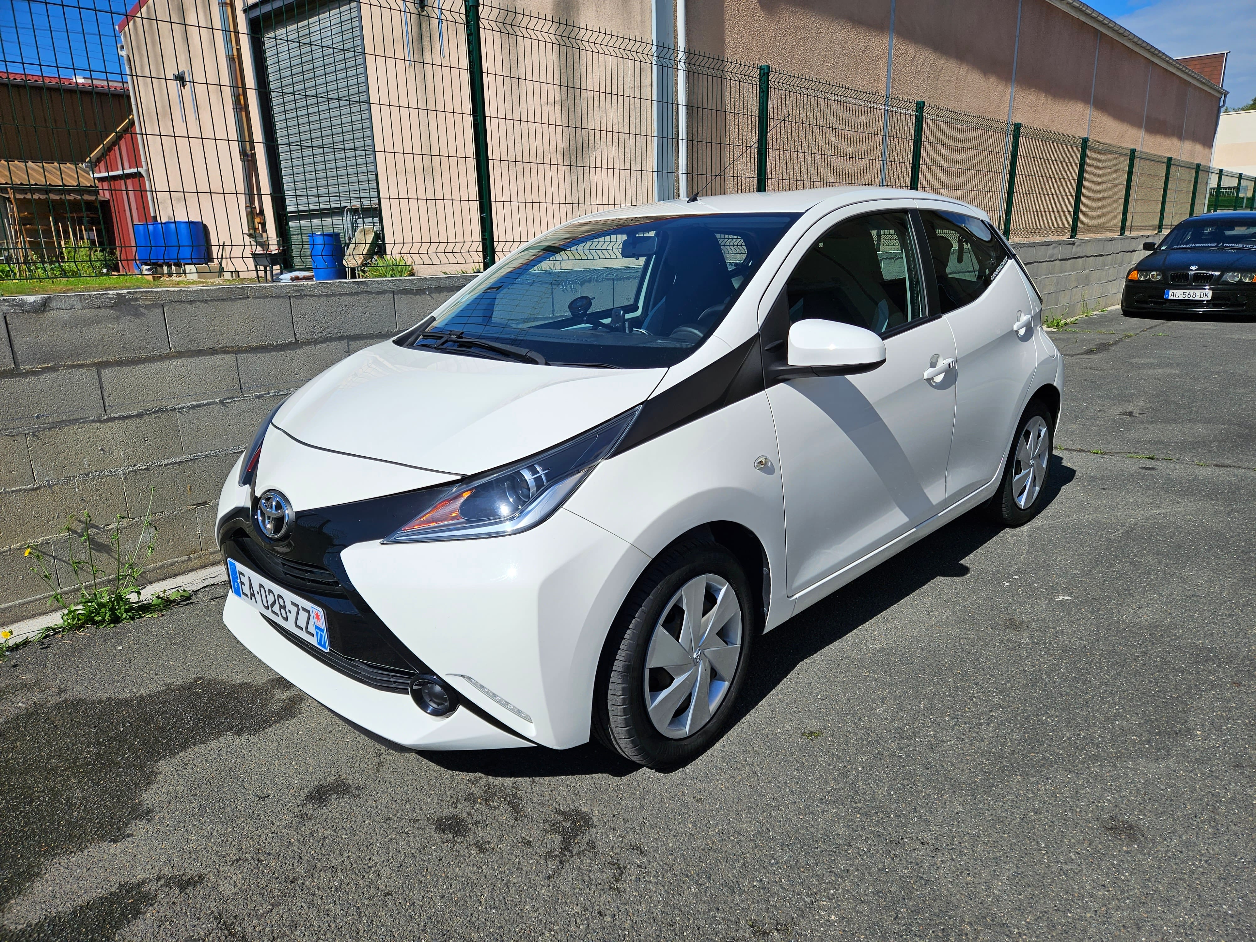 Toyota Aygo II 5 Portes Caméra de recul Climatisation, 2016, Essence 95