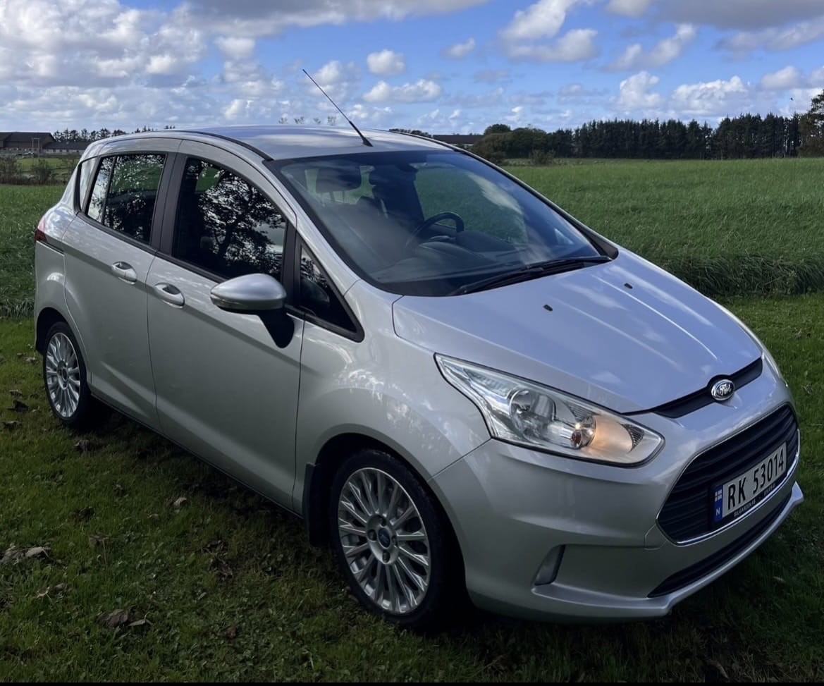 Ford B-Max med USB ladeuttak