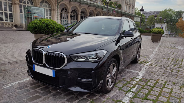 BMW X1 Sport avec sièges auto, 2021, Essence 98, automatique