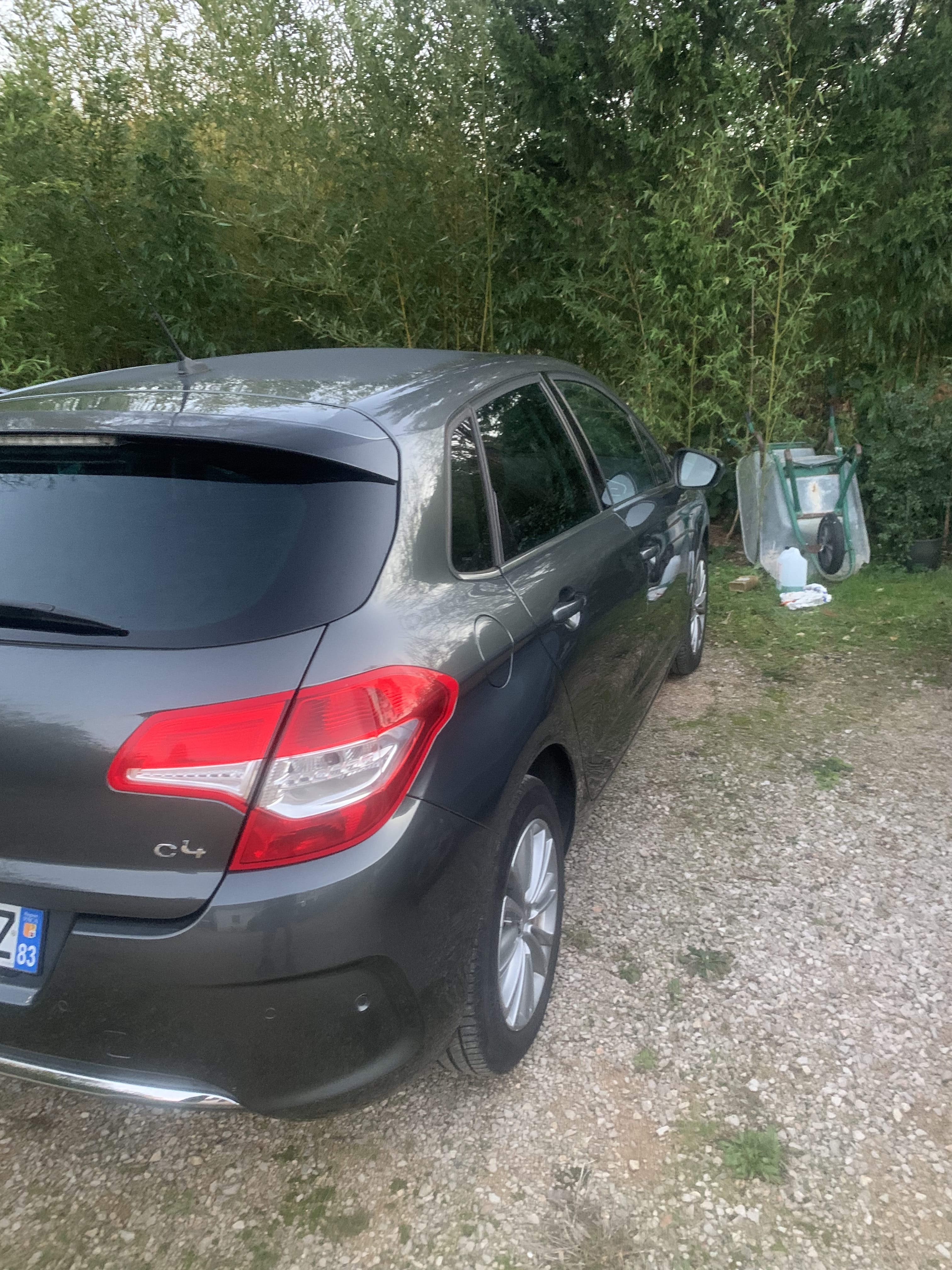 Citroen C4 Modèle exclusive avec Climatisation