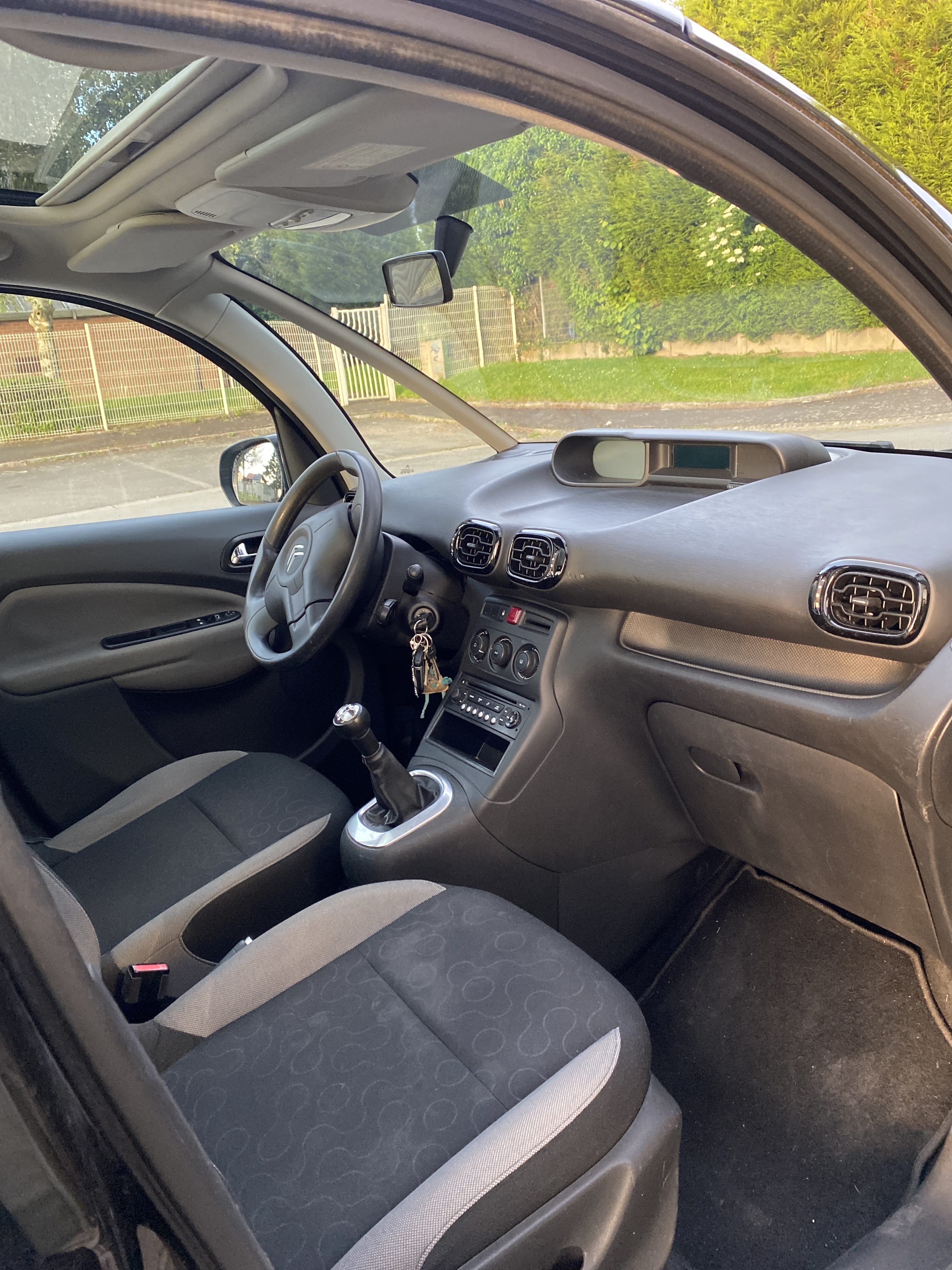 Citroen C3 Picasso avec Entrée audio / iPod