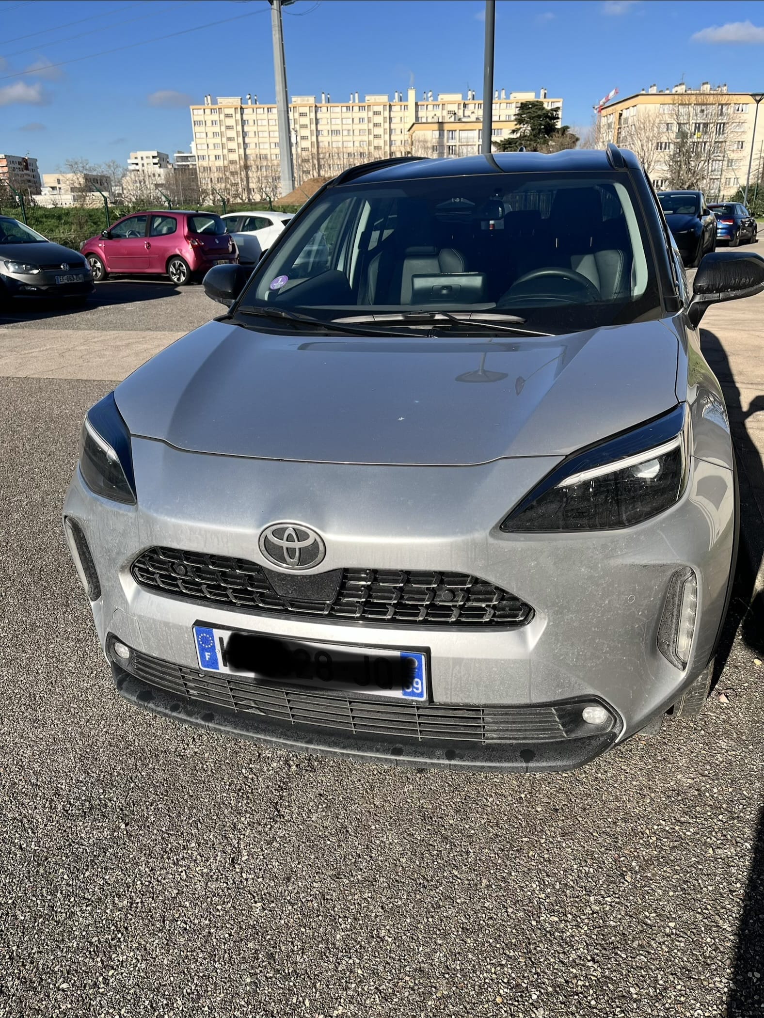 Toyota Yaris Cross, 2025, Essence 95 / Électrique (hybride), automatique