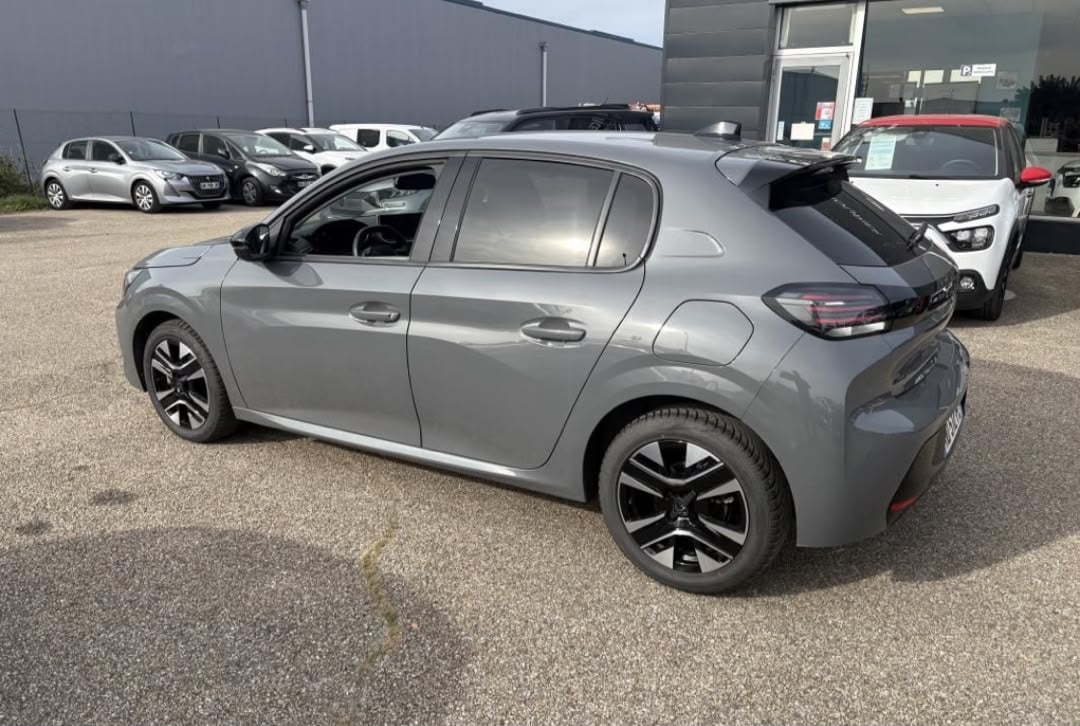 Peugeot 208 avec Climatisation