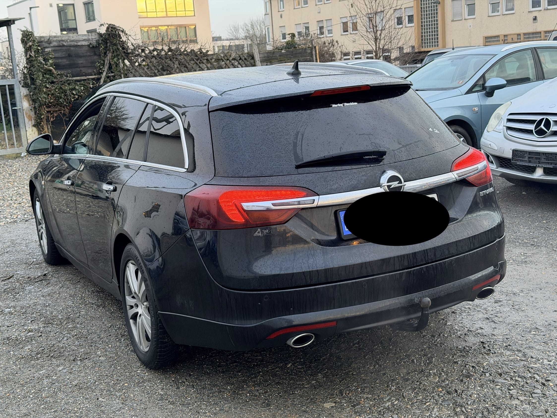 Opel Insignia Sports Tourer 2.0 TDCI 194 PS mit Navigationsgerät