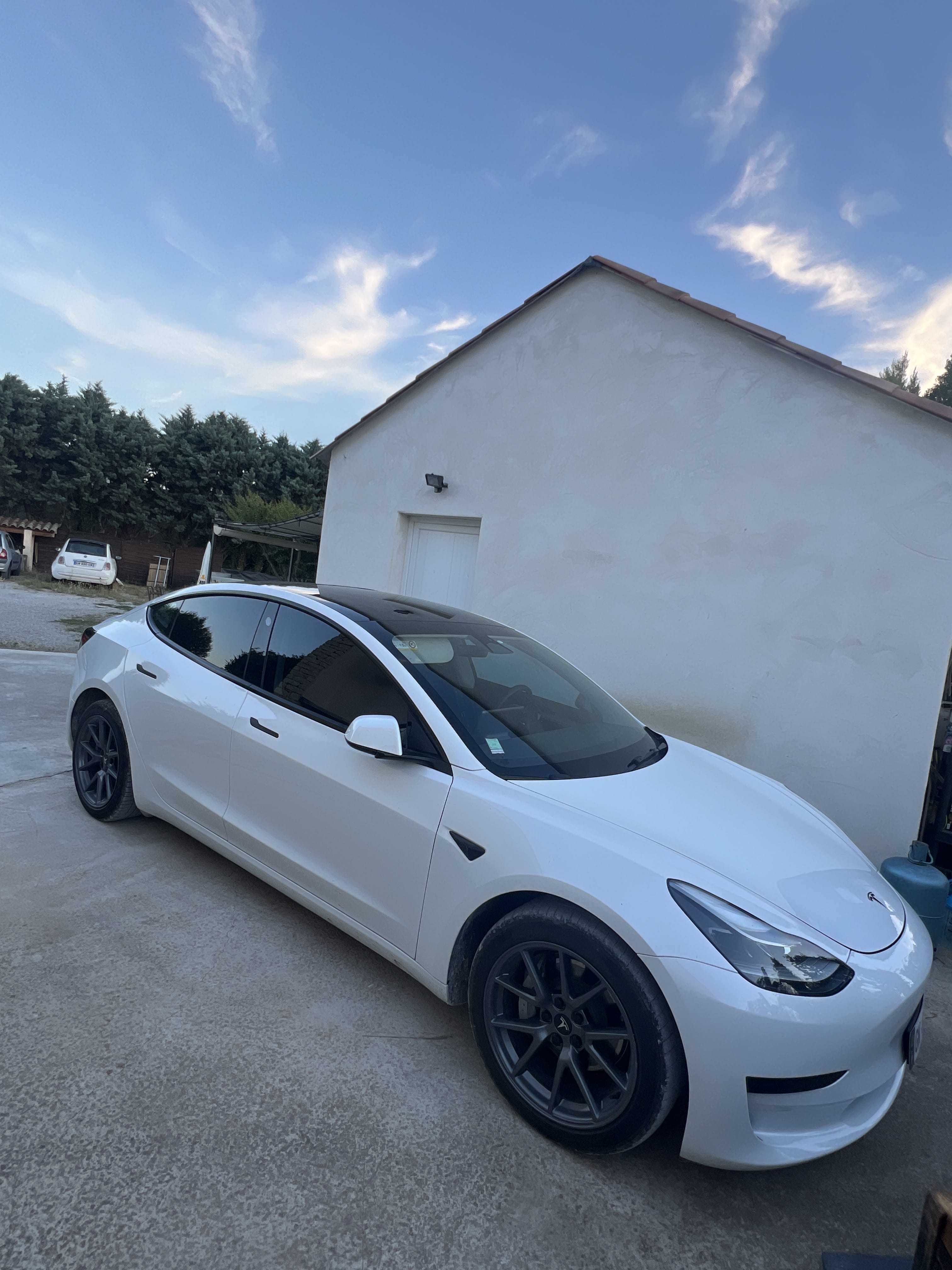 Tesla Model 3, 2022, Électrique, automatique