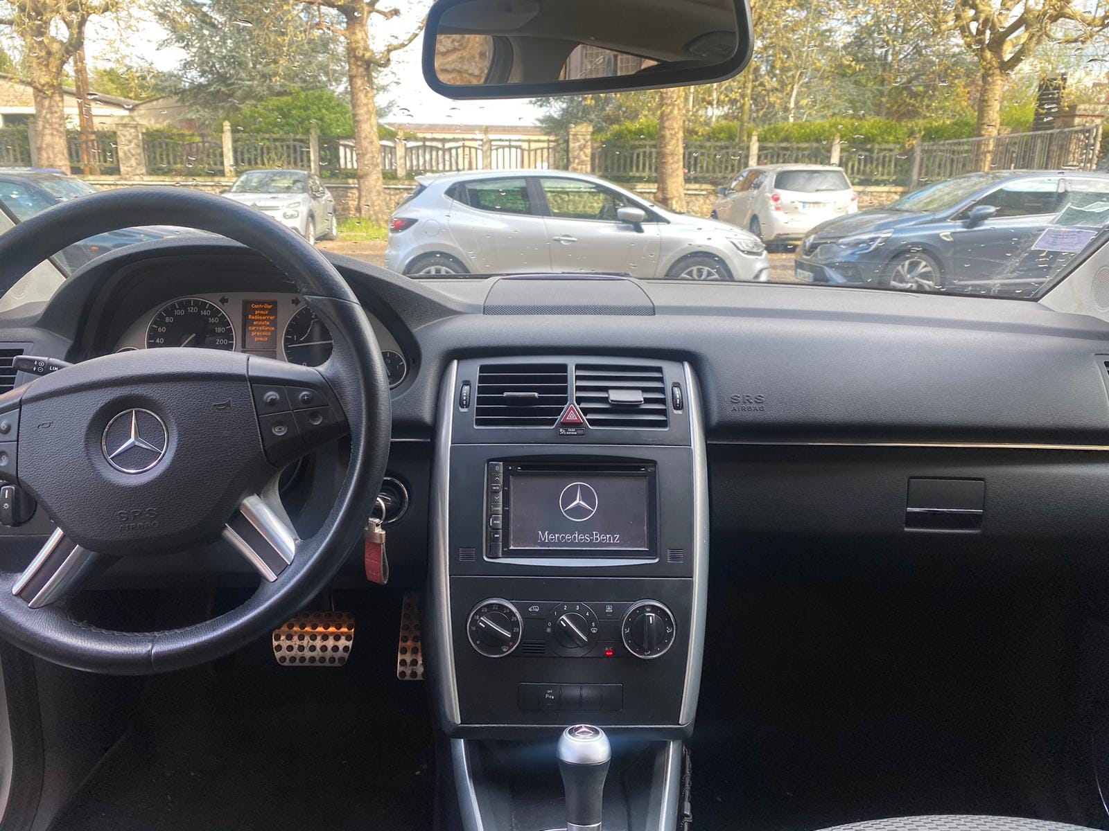 Mercedes Classe B avec Régulateur de vitesse