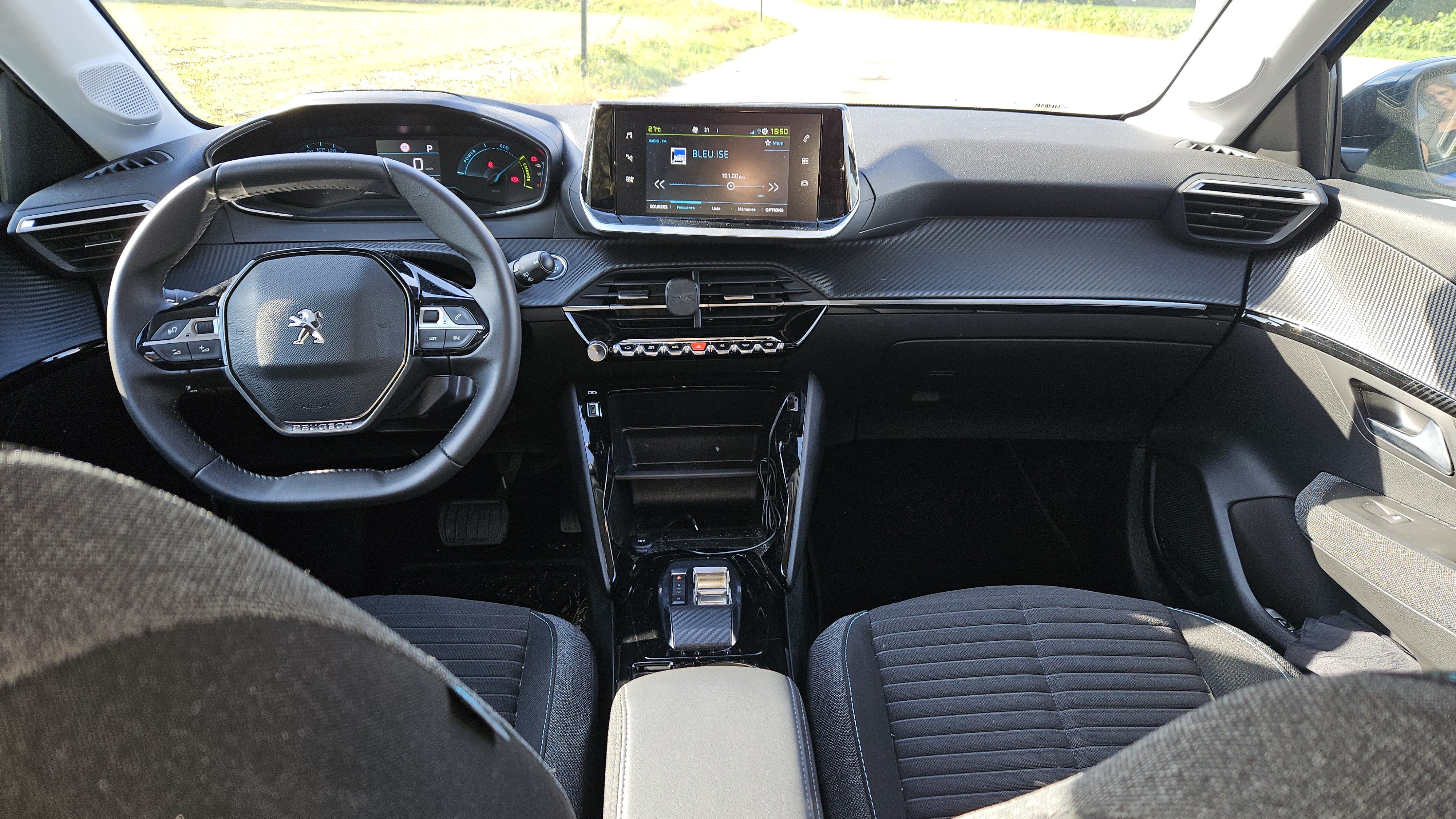 Peugeot 208 avec Chaines