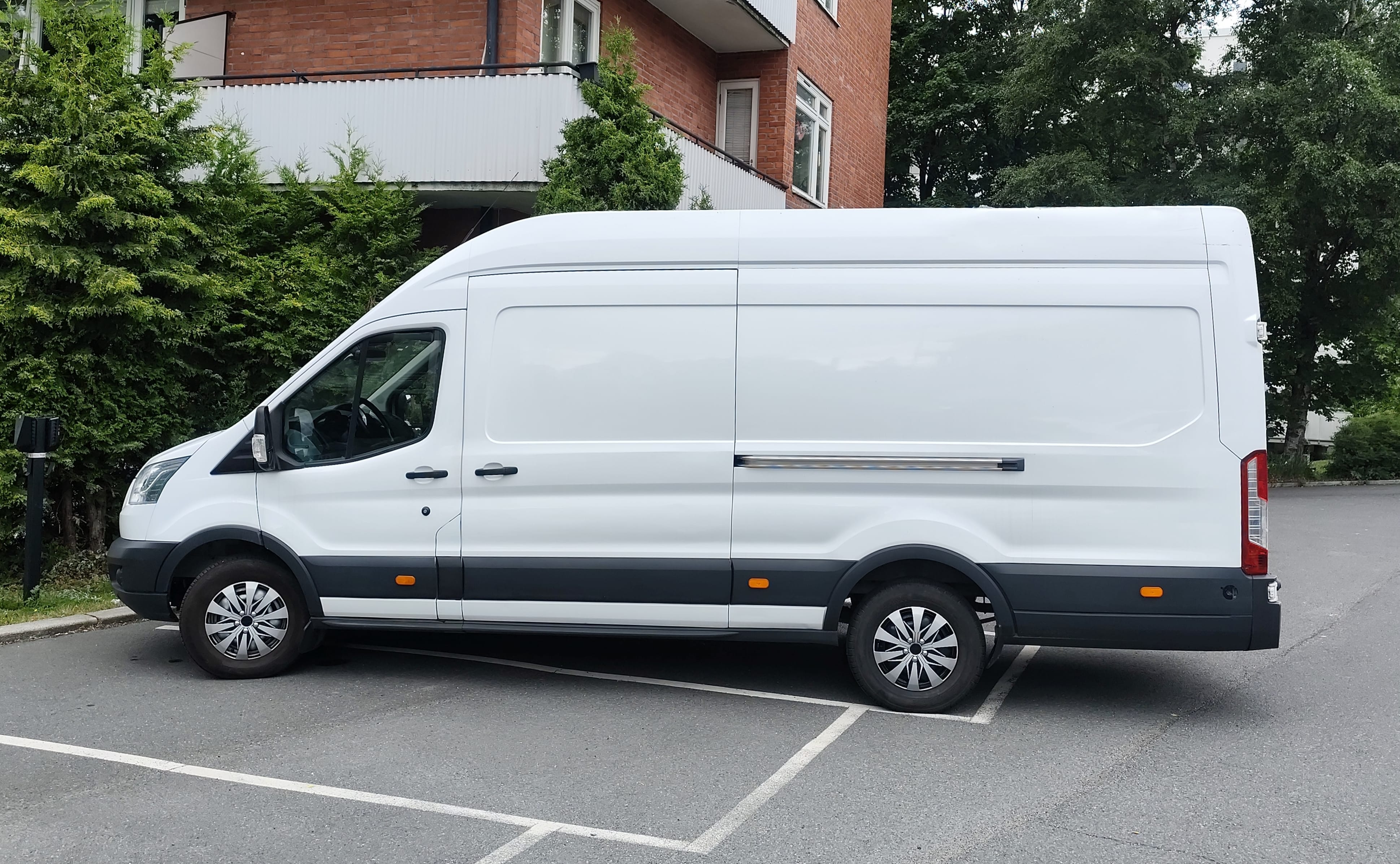 Ford Transit Varebil con Audio Bluetooth
