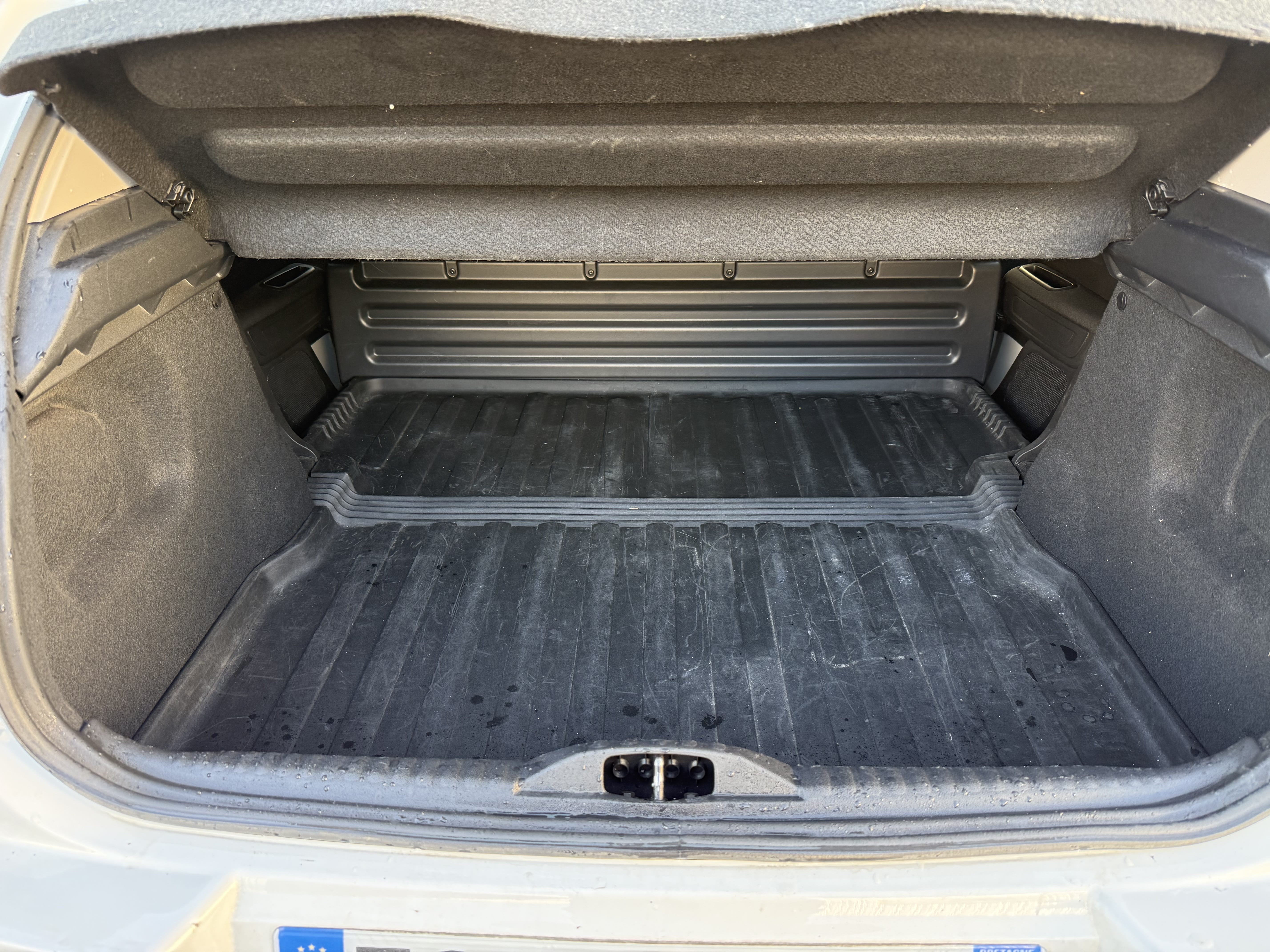 Citroen C3 GPS / Bluetooth / CARPLAY-ANDROID AUTO / pneus 4 saisons avec Pneus neige