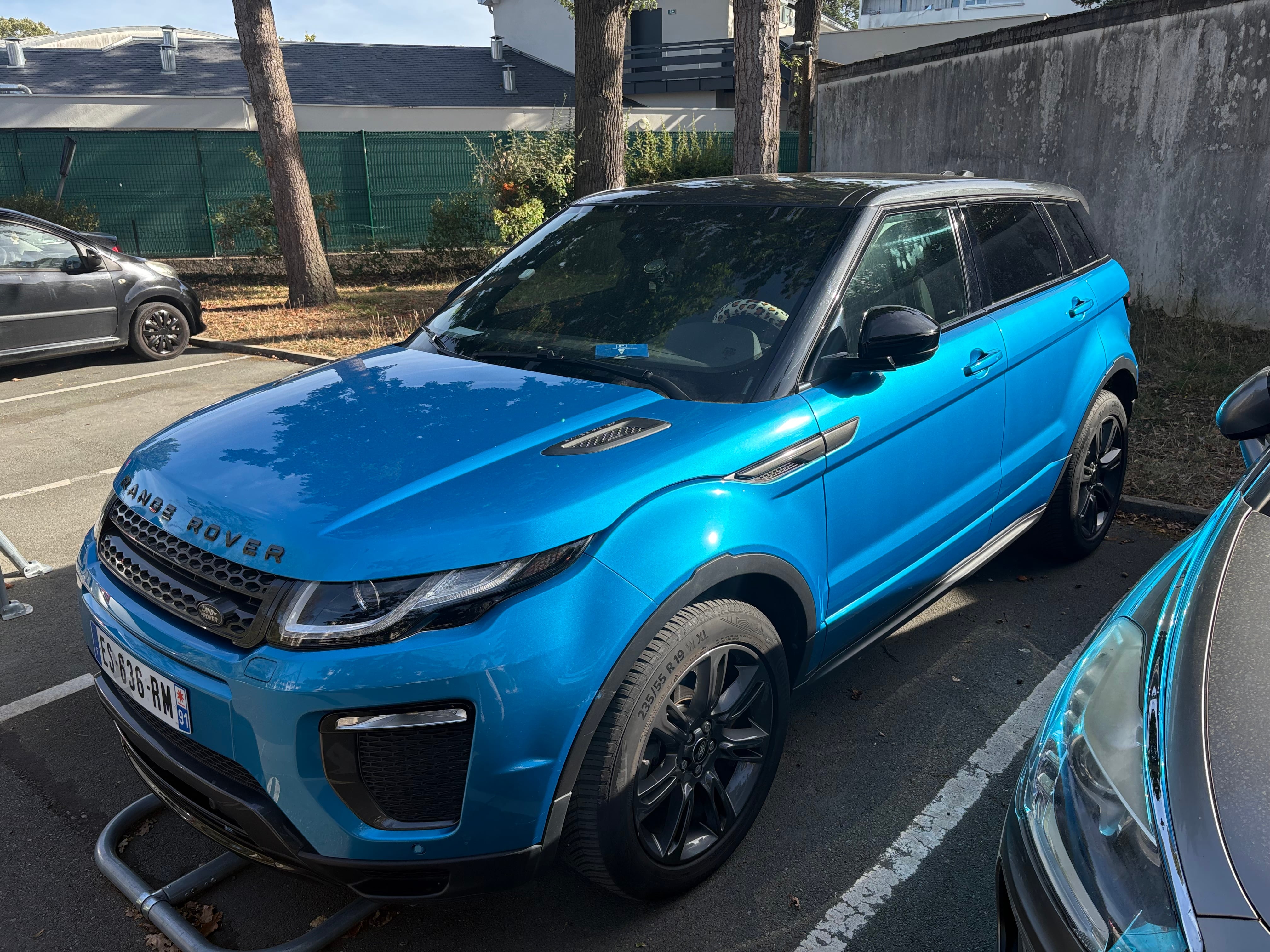 Land-Rover Range Rover Evoque avec GPS
