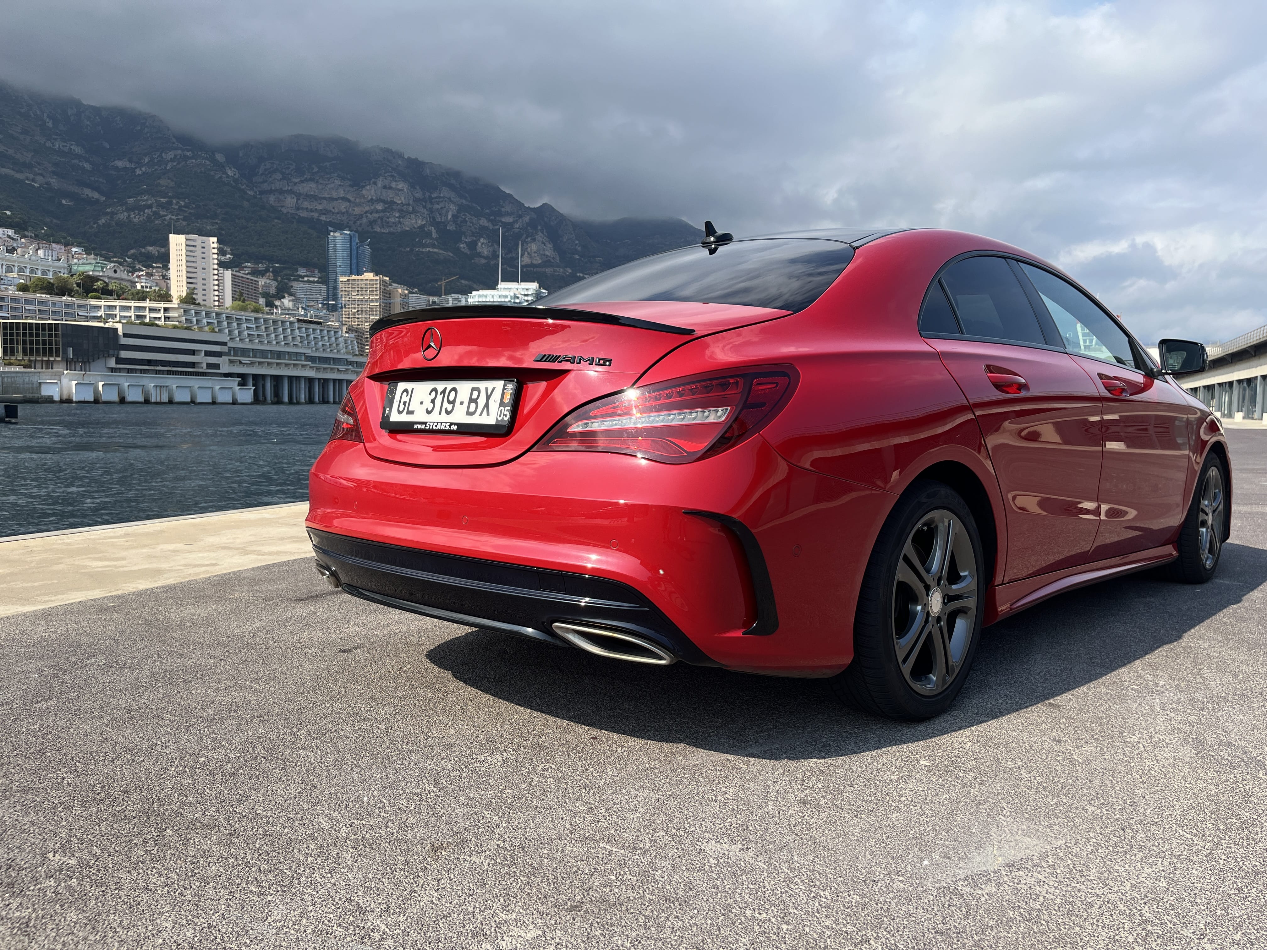 Mercedes-Benz CLA 200 avec GPS