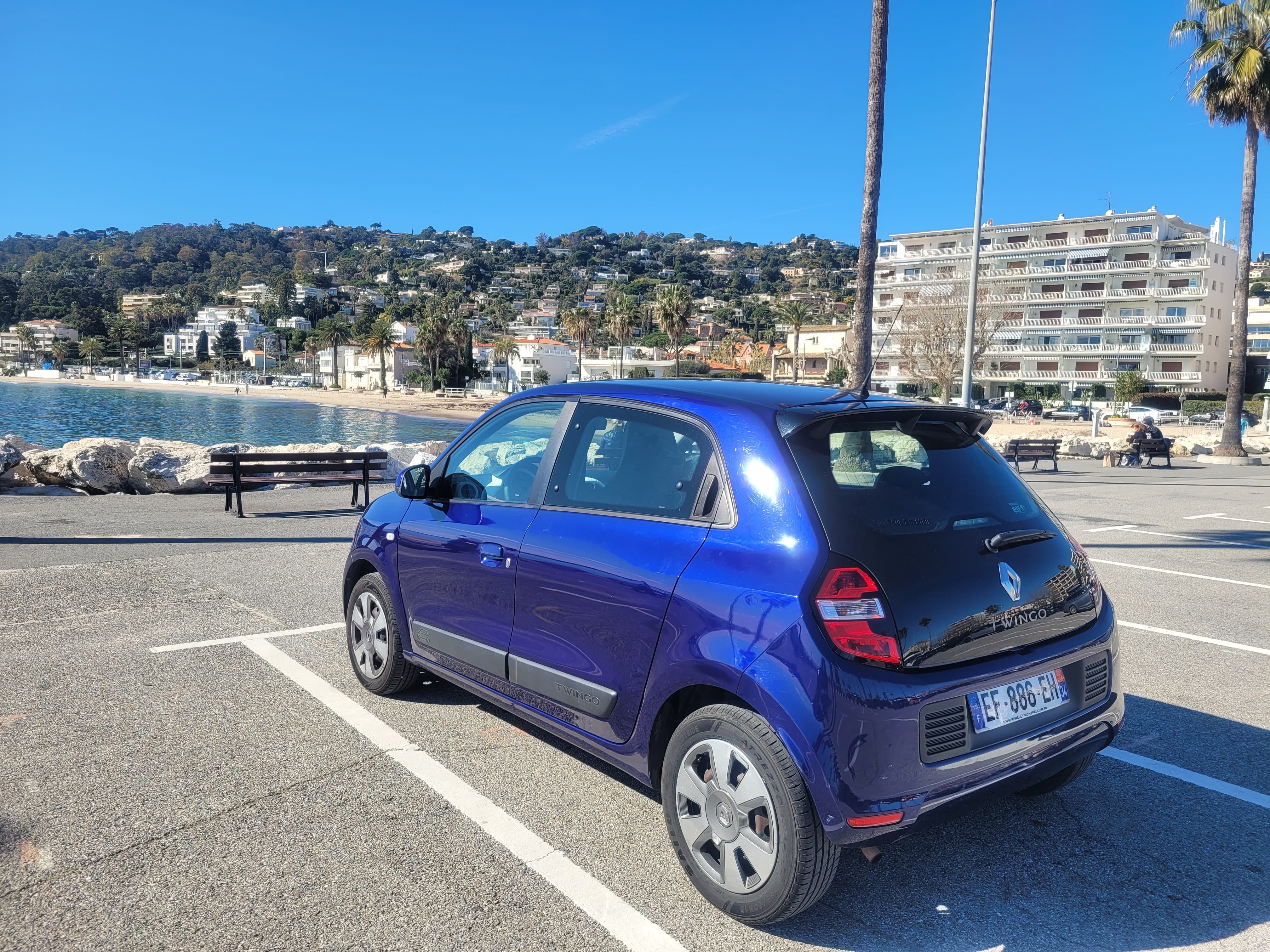 Renault Twingo III avec Entrée audio / iPod