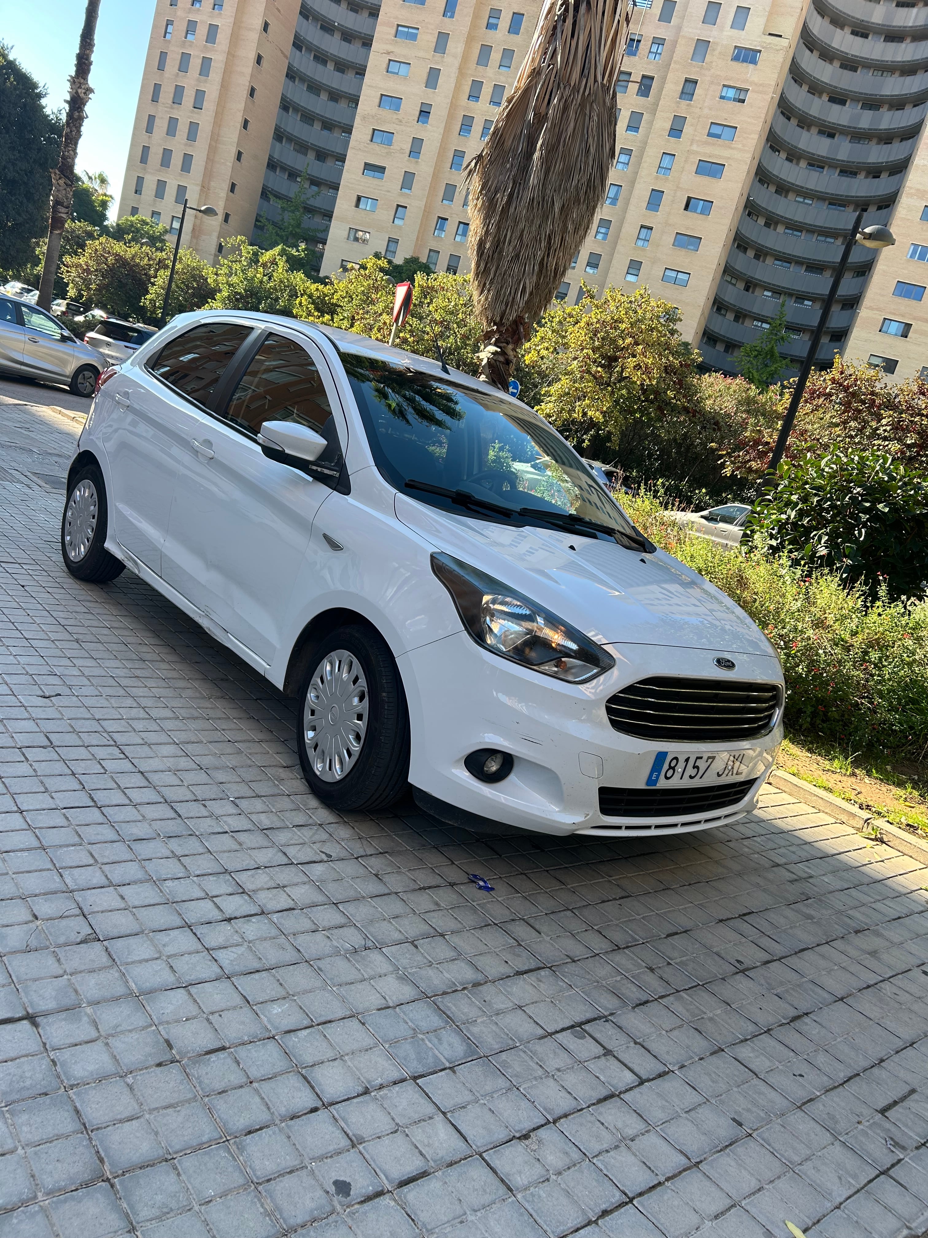 Ford KA+, 2017, Gasolina 95